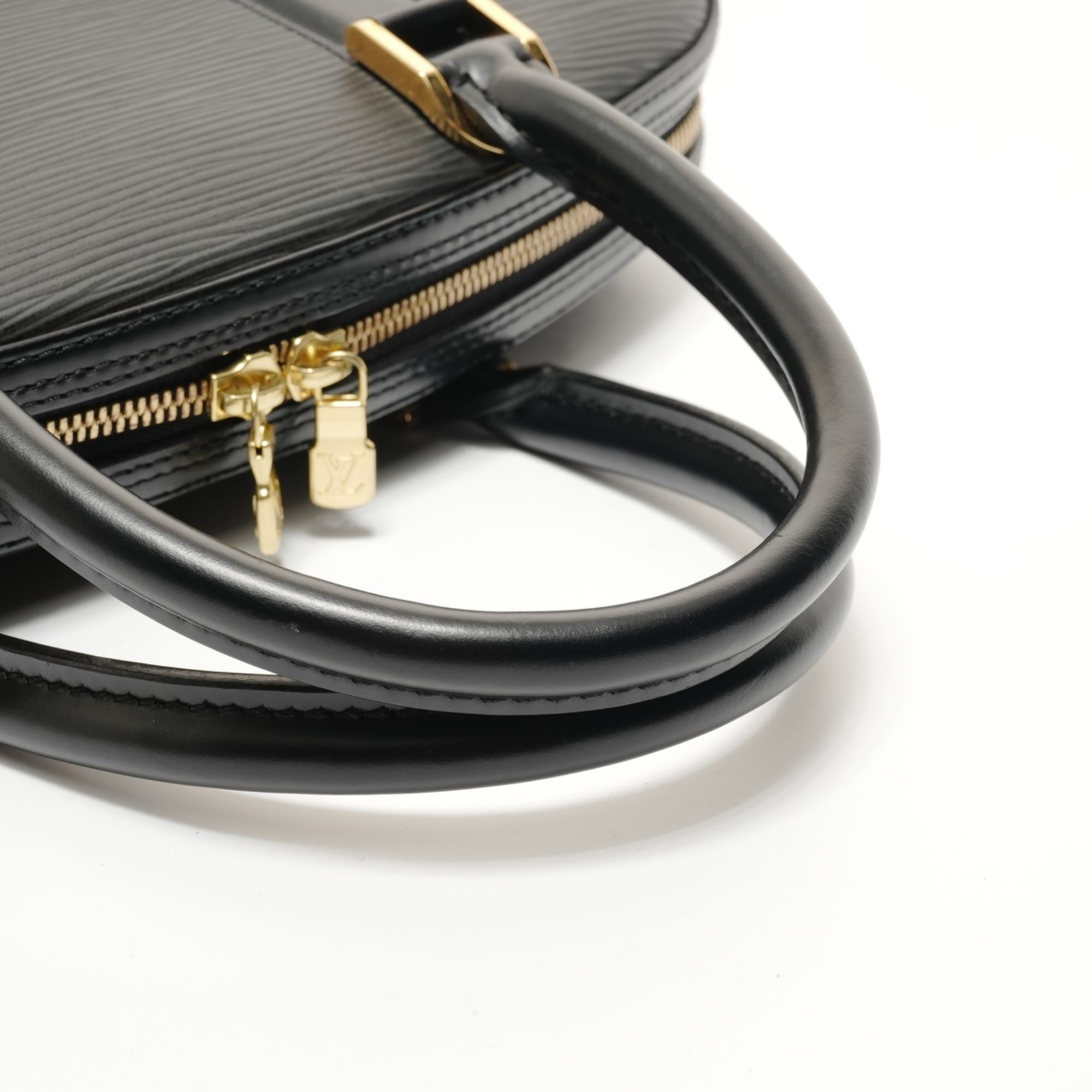 Louis Vuitton Epi Black Epi Leather Handbag (Pre-Owned)