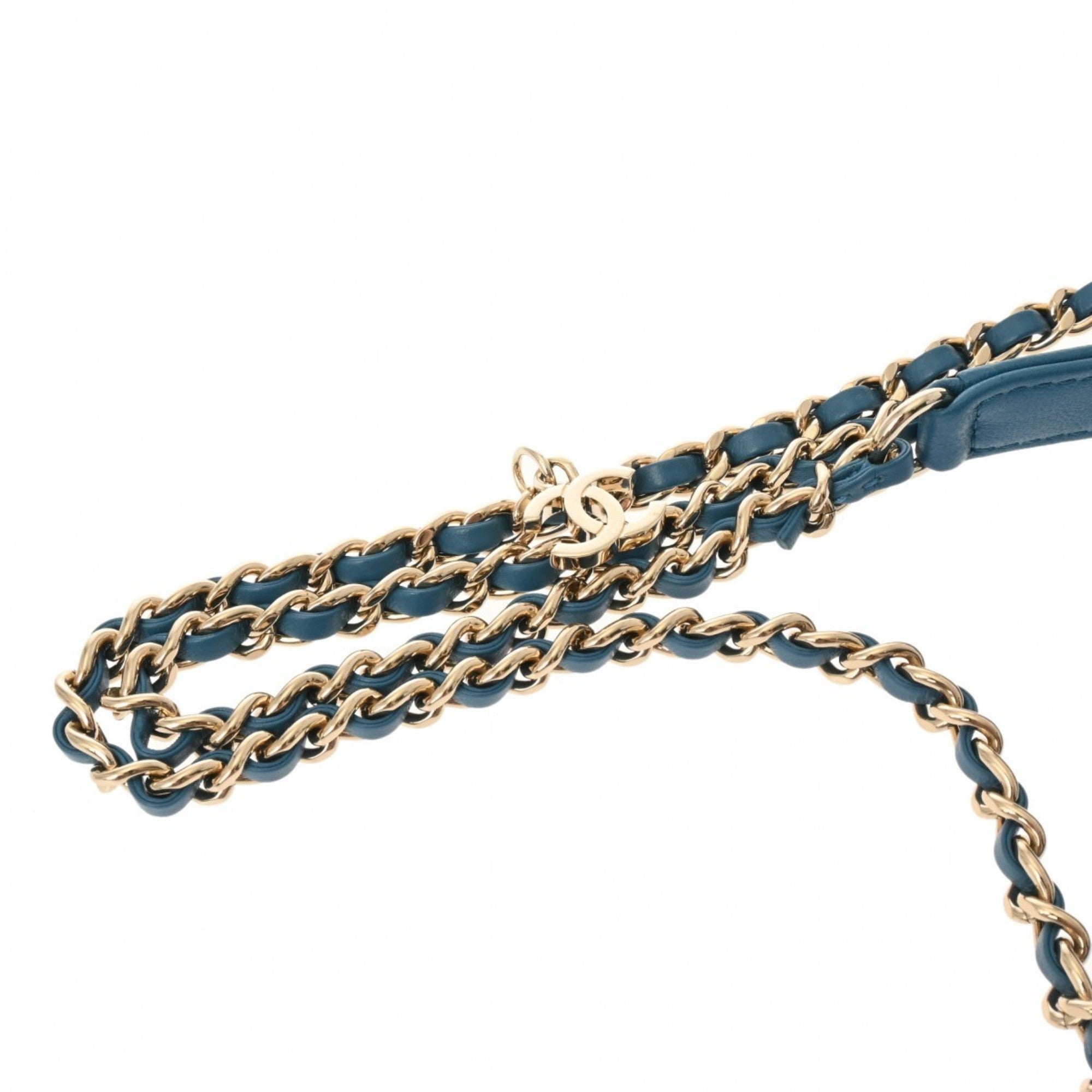 Chanel Blue Leather Shoulder Bag (Pre-Owned)