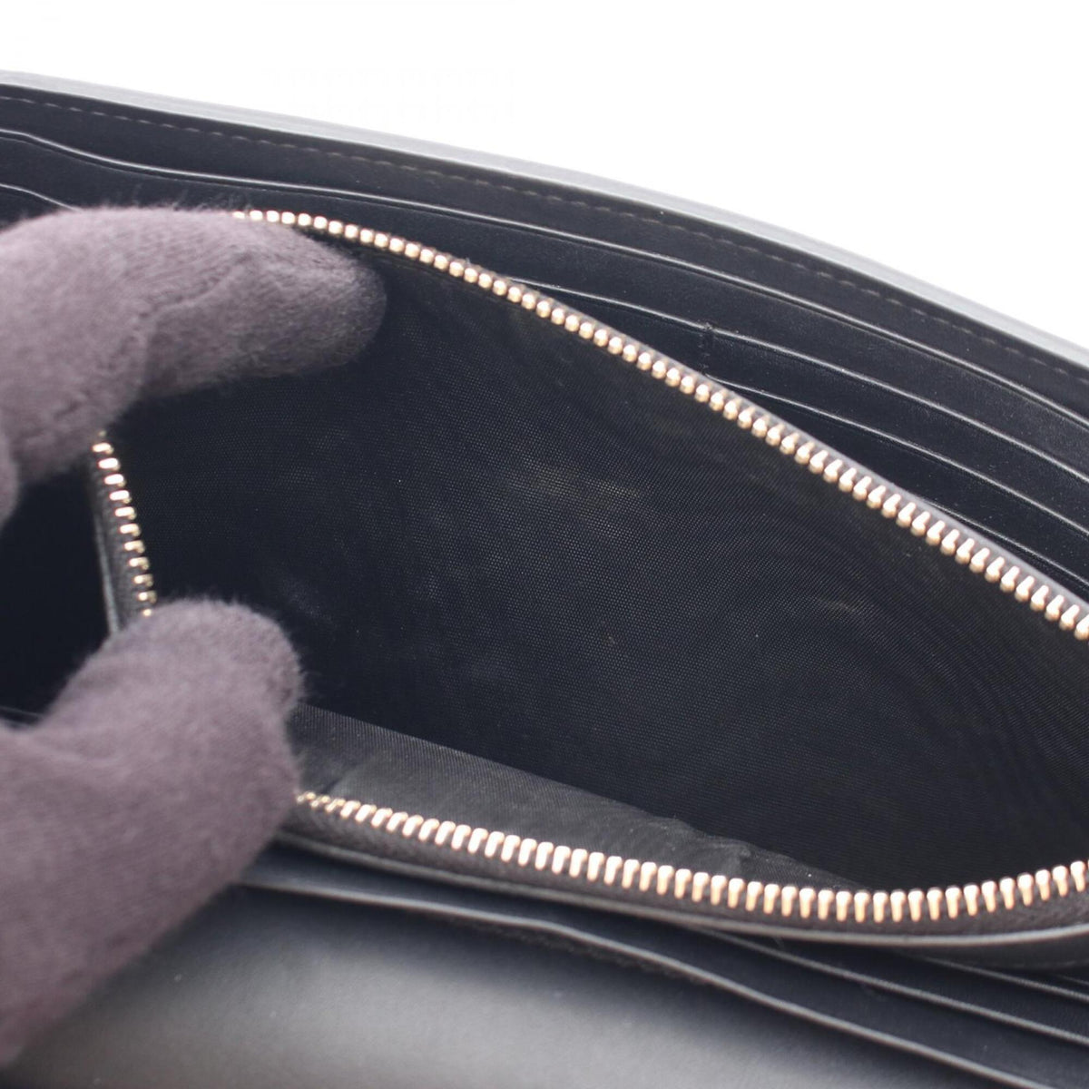 Yves Saint Laurent Black Leather Handbag Shoulder Bag (Pre-Owned)