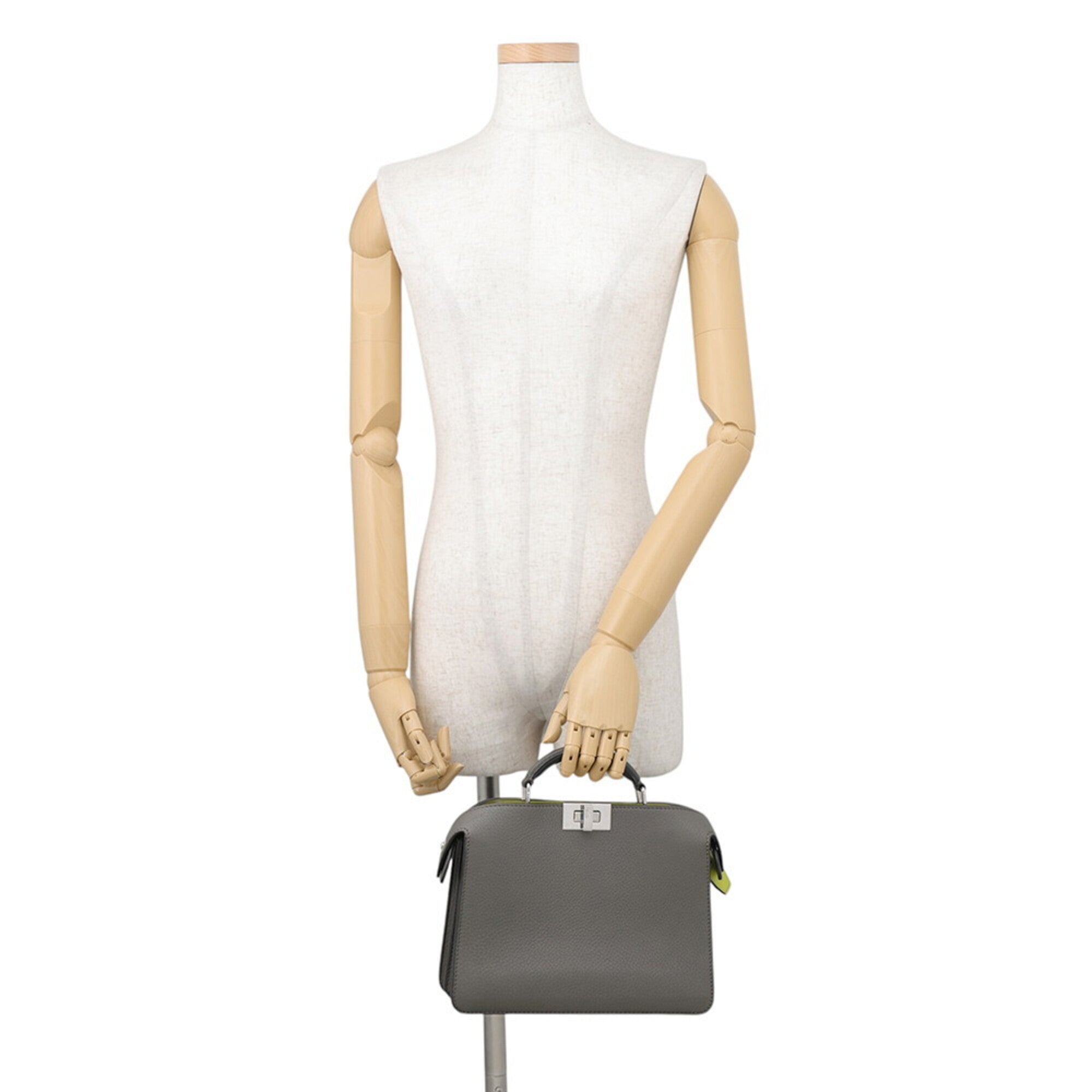 Fendi Gray Leather Handbag Shoulder Bag (Pre-Owned)
