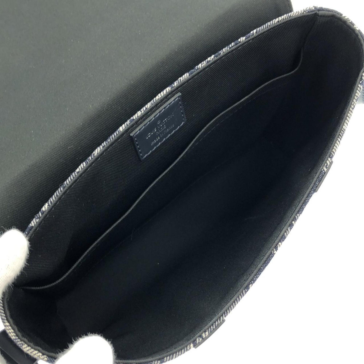 Louis Vuitton Blue Canvas Shoulder Bag (Pre-Owned)