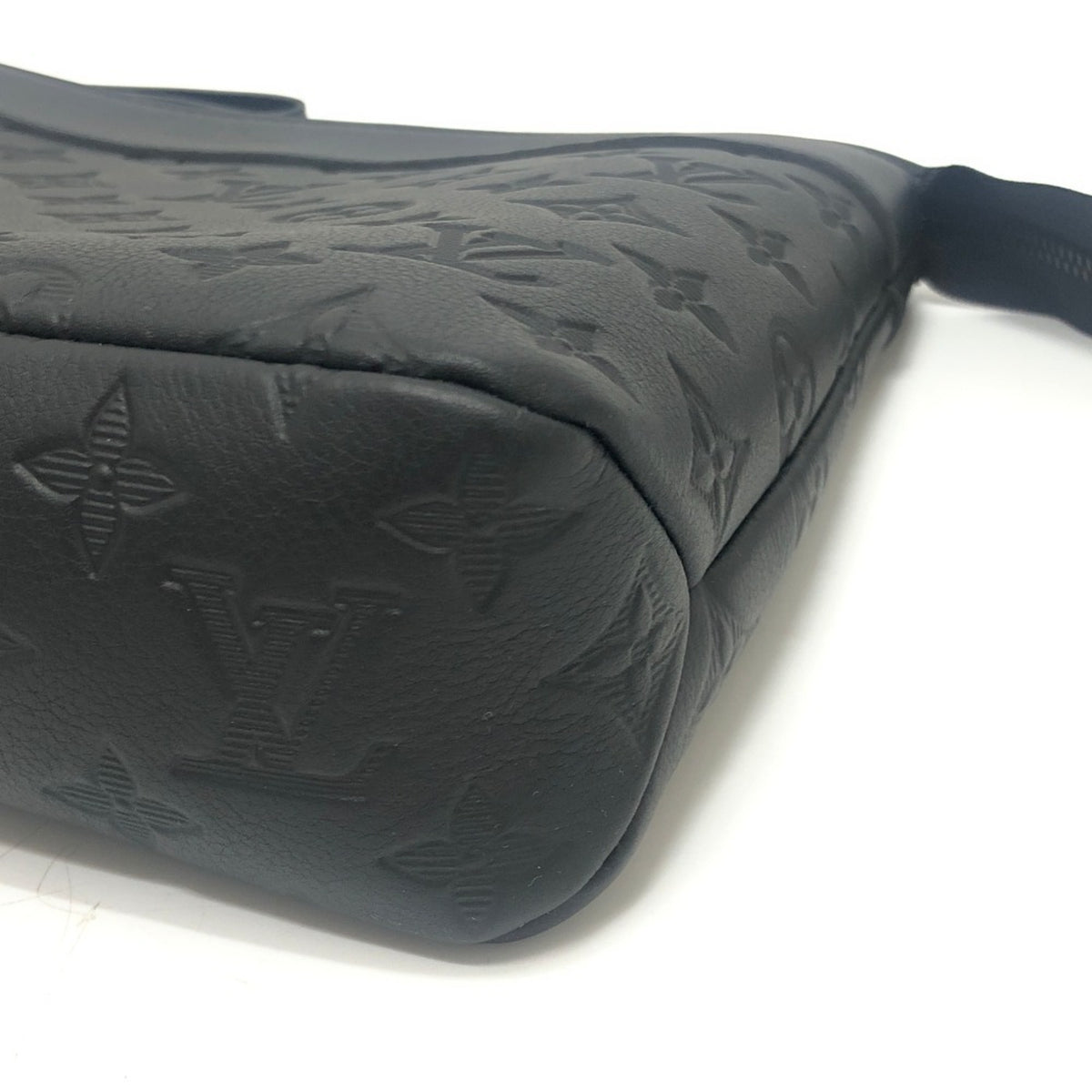 Louis Vuitton Black Clutch Bag (Pre-Owned)