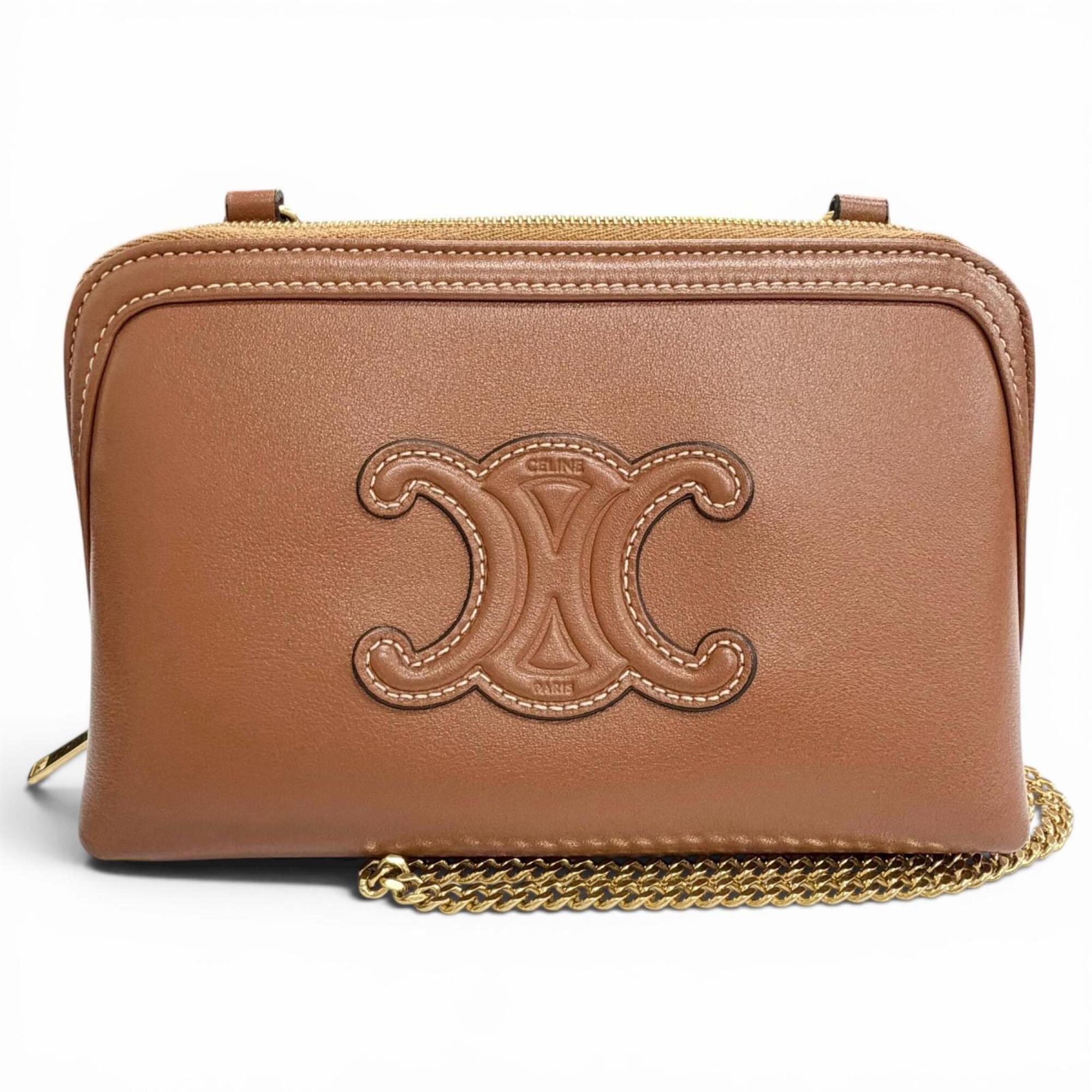 Celine Brown Leather Shoulder Bag (Pre-Owned)