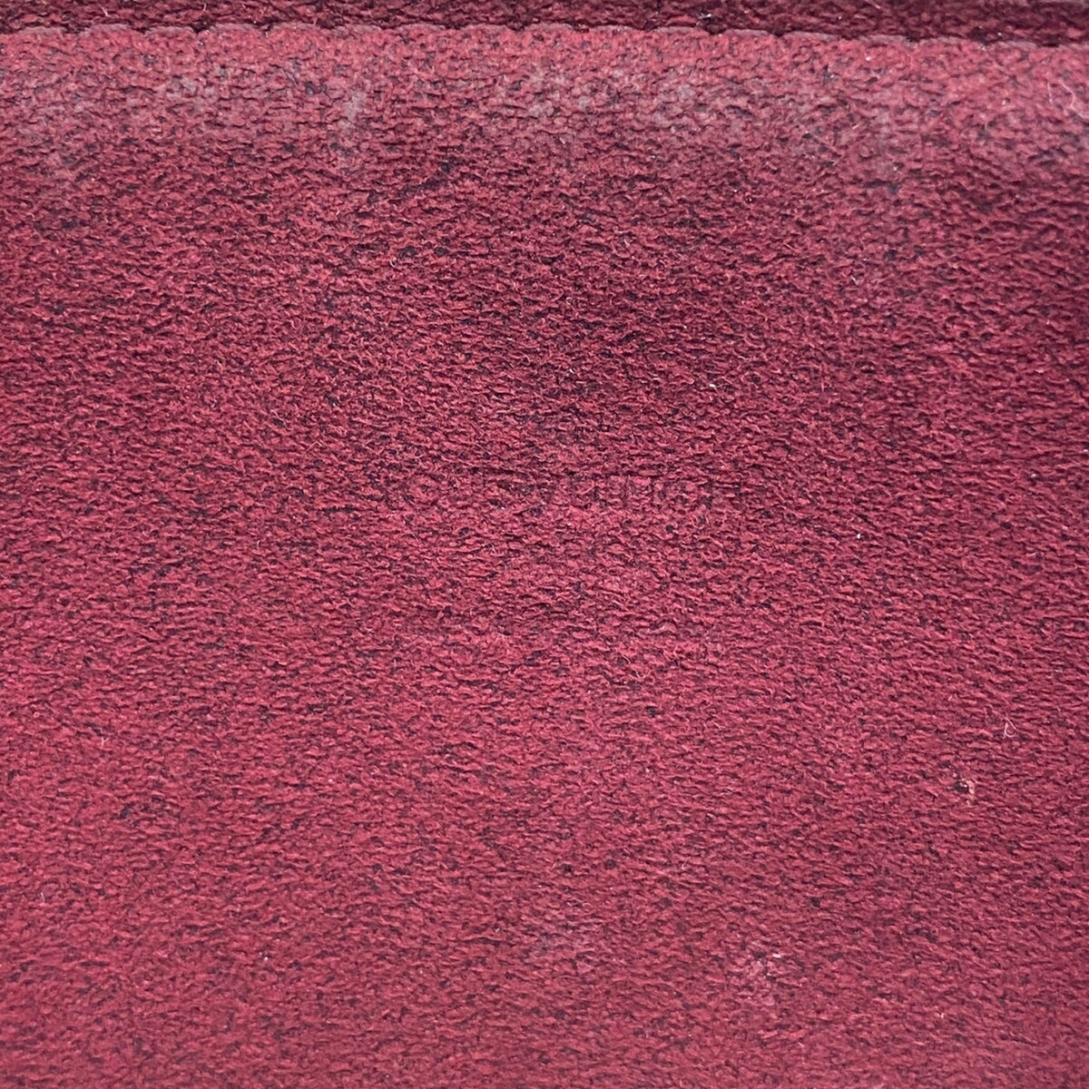Louis Vuitton Blanc Pouch (Pre-Owned)