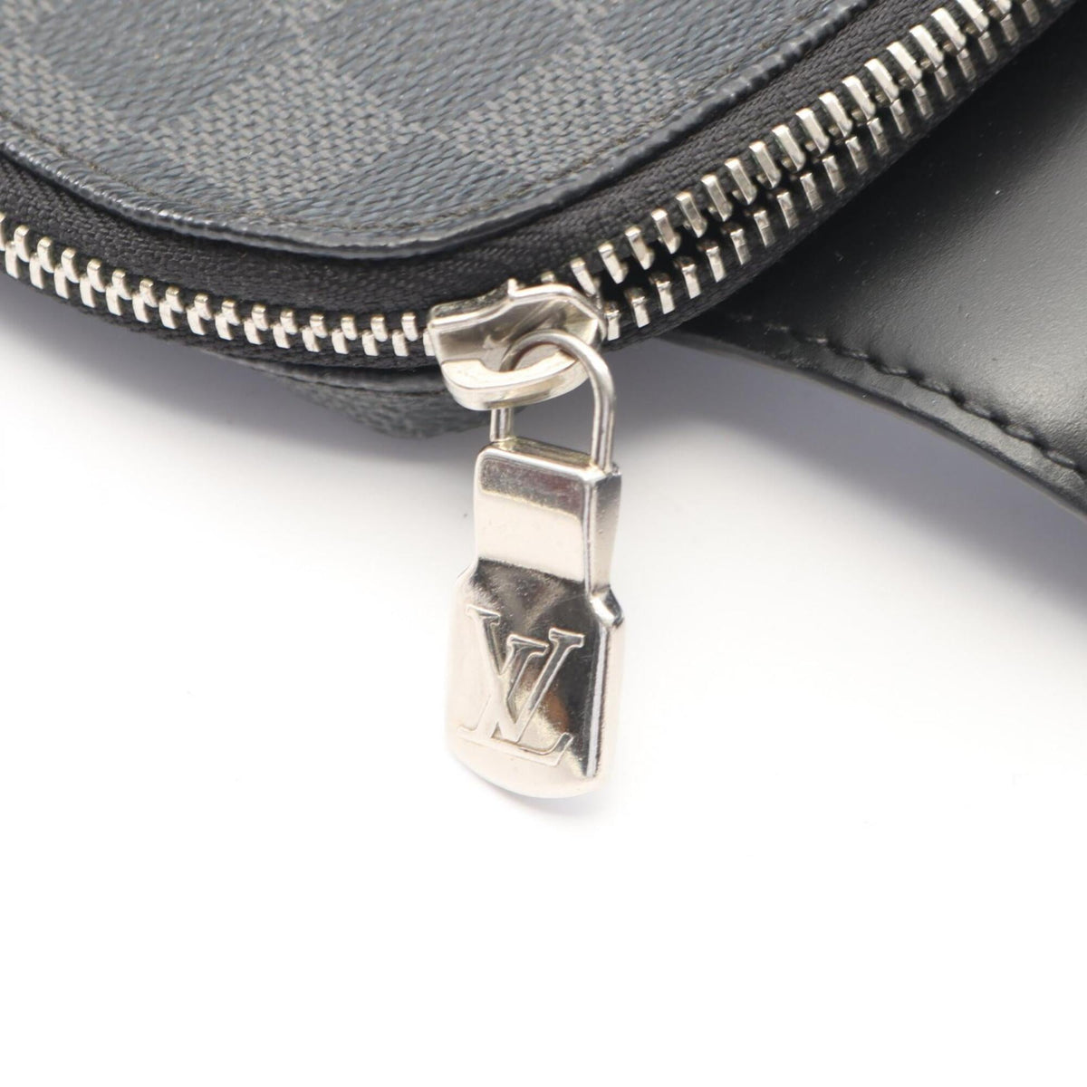 Louis Vuitton Black Damier Graphite Leather Fanny Pack Sling Bag (Pre-Owned)
