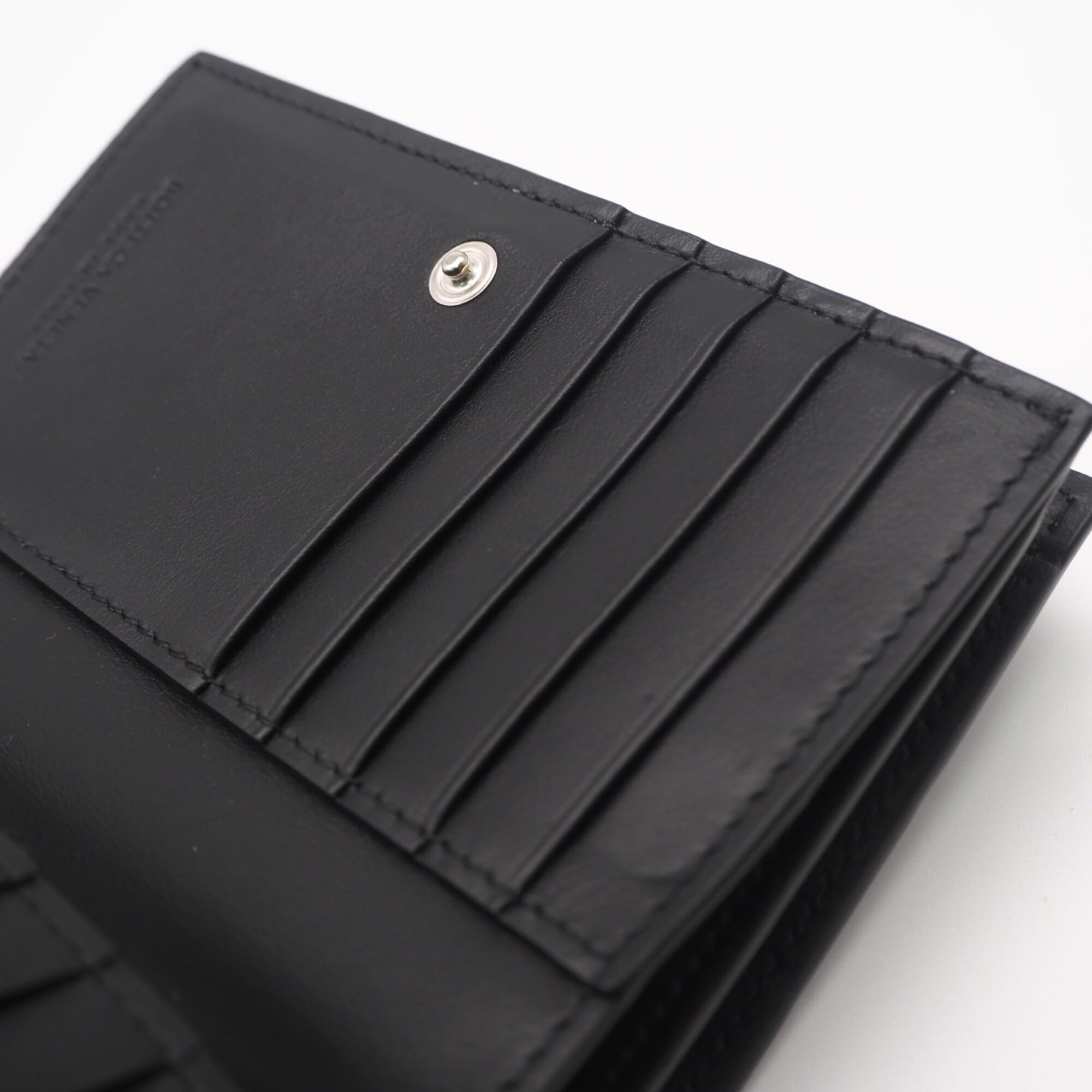 Bottega Veneta Intrecciato Black Leather Wallet (Bi-Fold) (Pre-Owned)