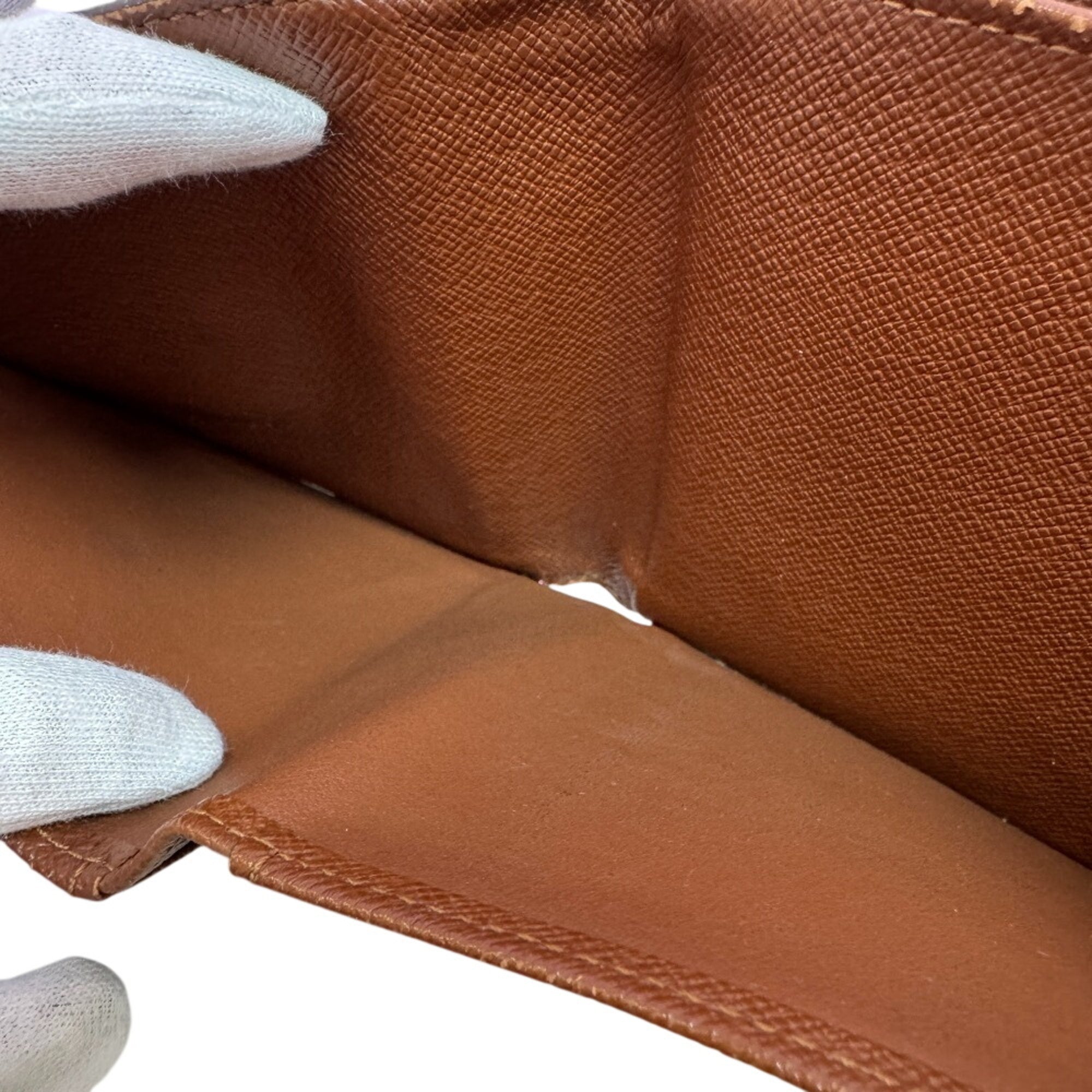 Louis Vuitton Brown Leather Wallet (Tri-Fold) (Pre-Owned)