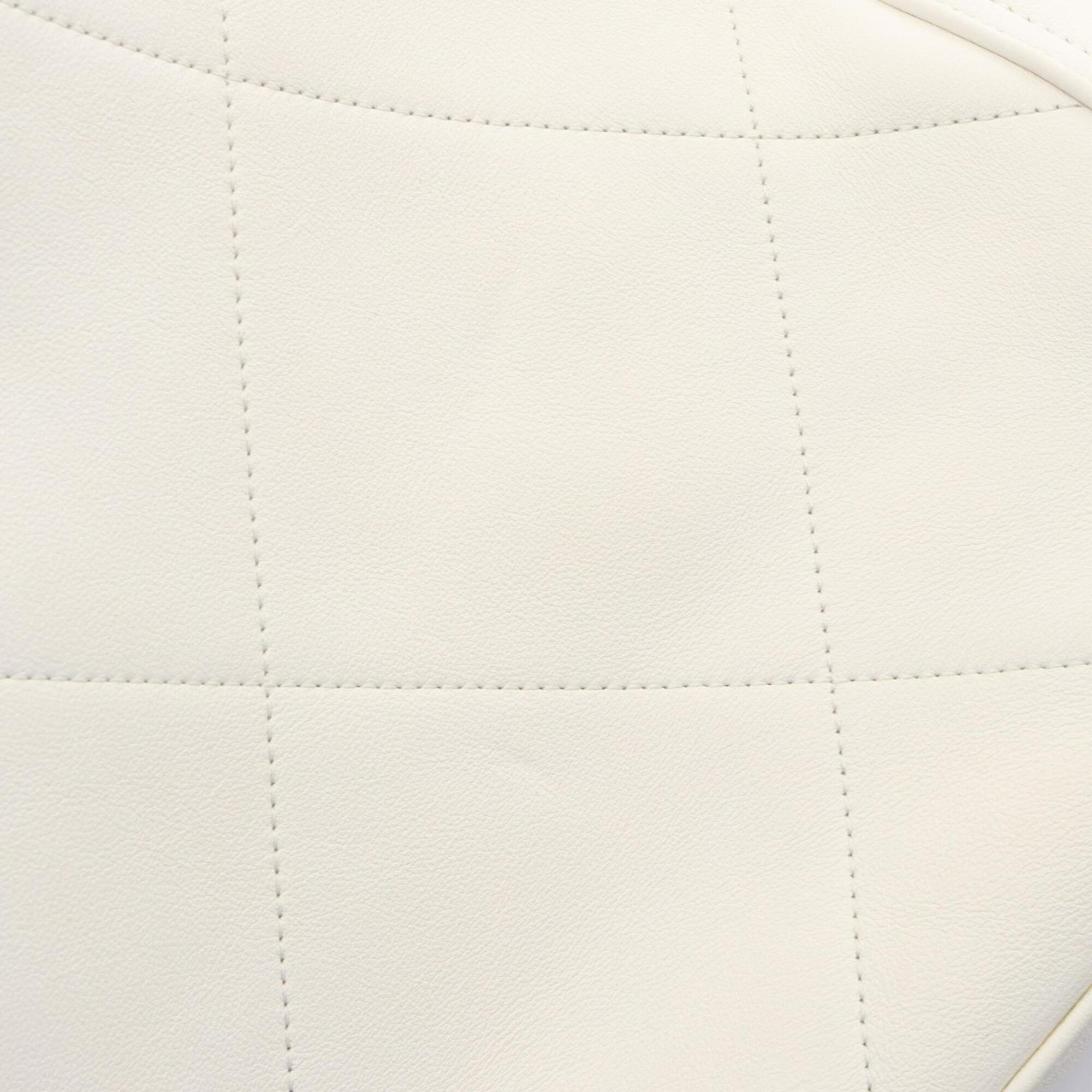 Chanel White Leather Handbag Shoulder Bag (Pre-Owned)