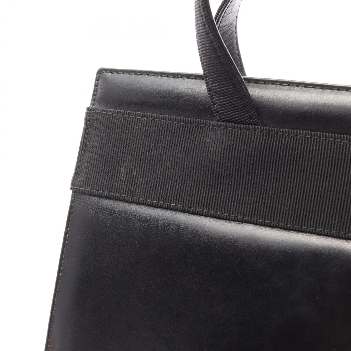 Salvatore Ferragamo Black Leather Handbag (Pre-Owned)