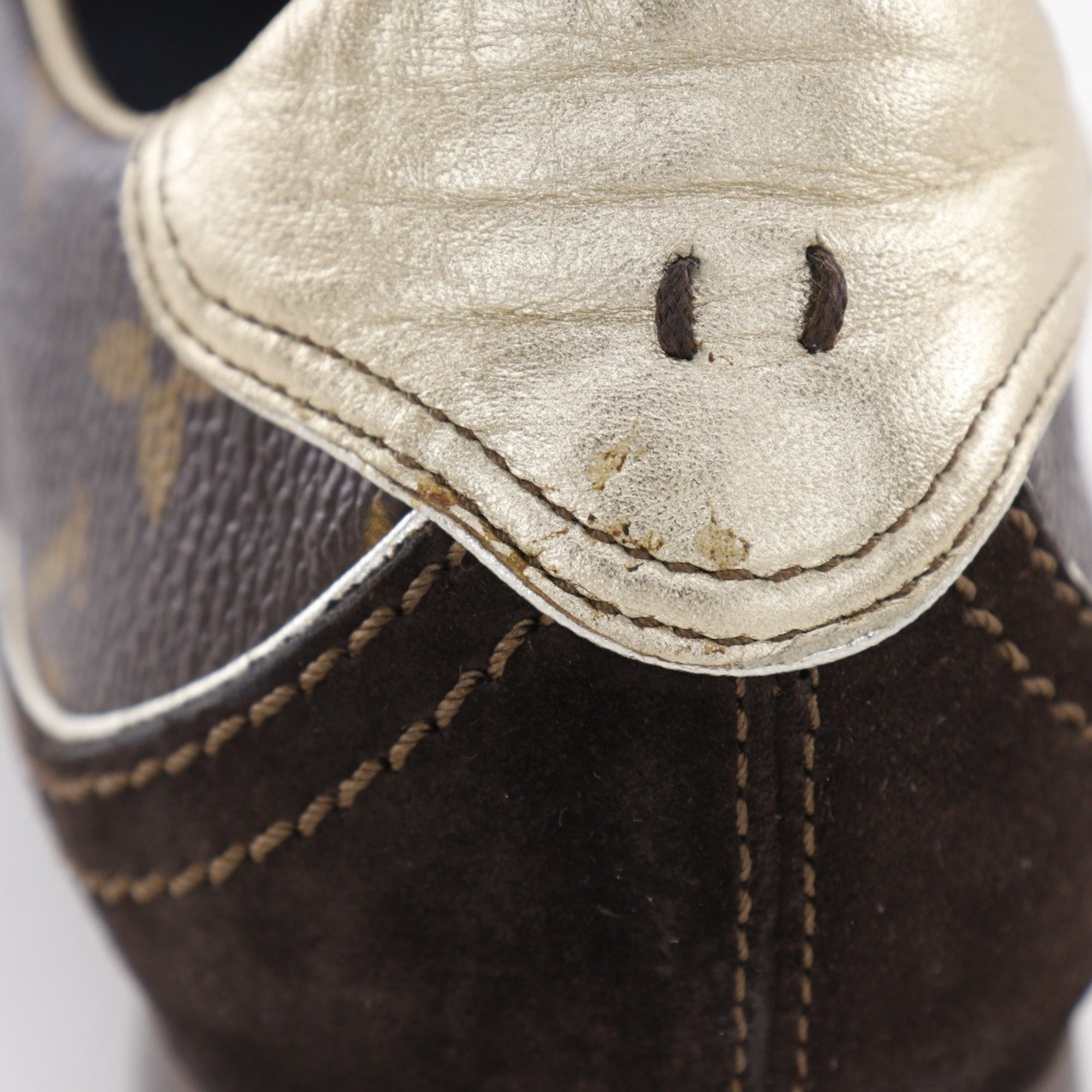 Louis Vuitton Brown Sneakers (Pre-Owned)