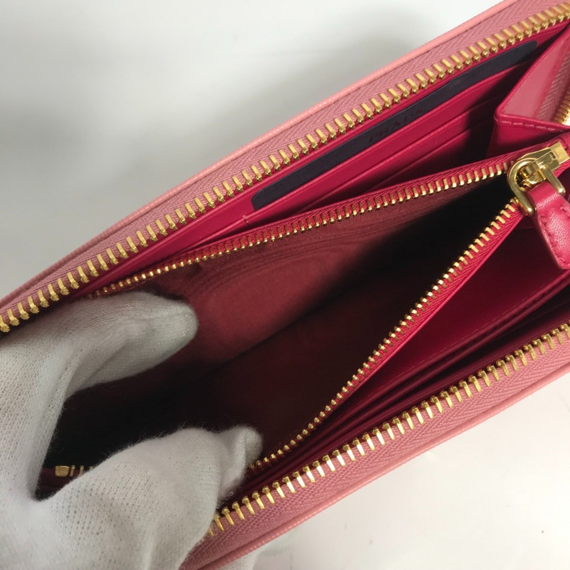 Prada Pink Saffiano Metal Long Wallet (Bi-Fold) (Pre-Owned)