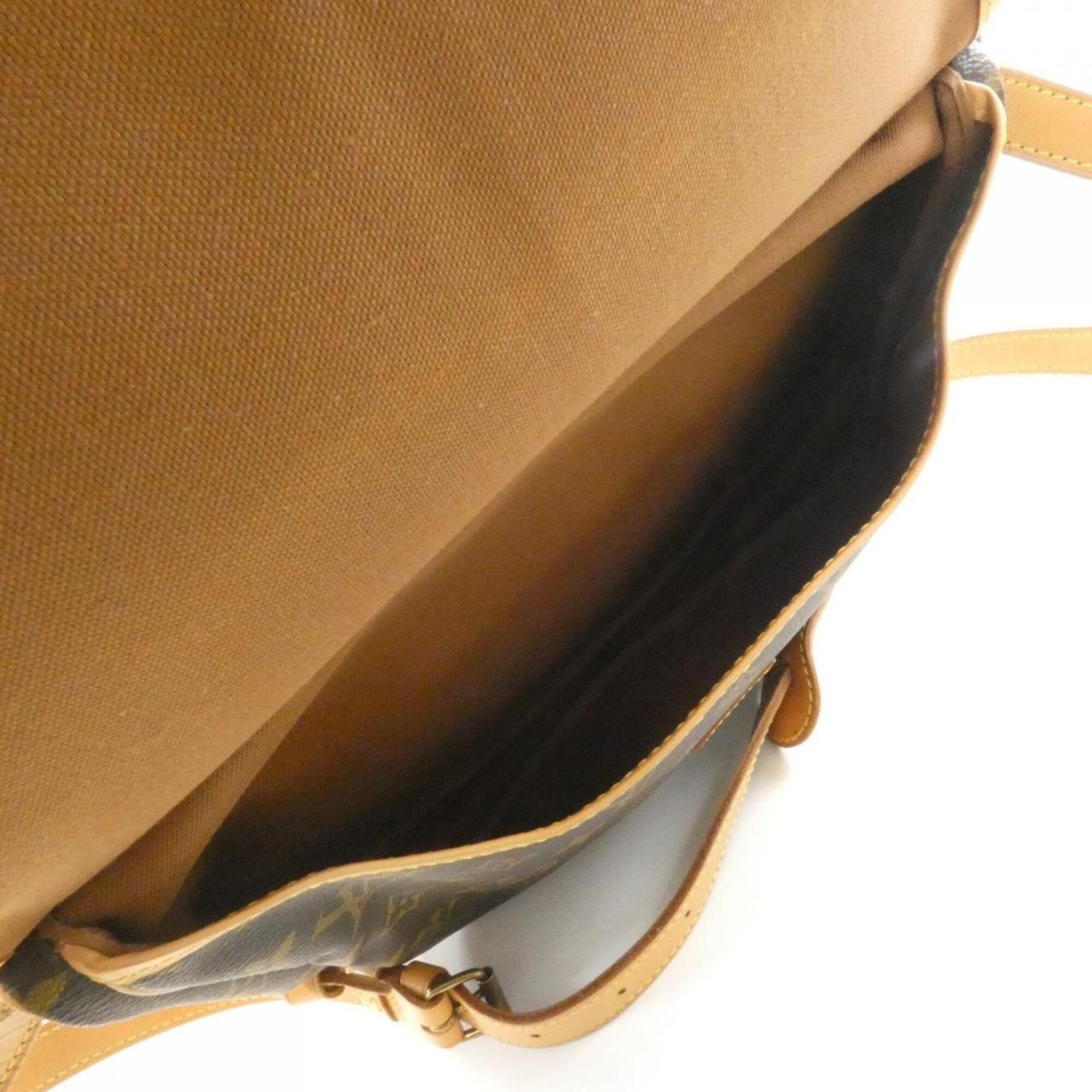 Louis Vuitton Marron Coated Canvas Shoulder Bag (Pre-Owned)