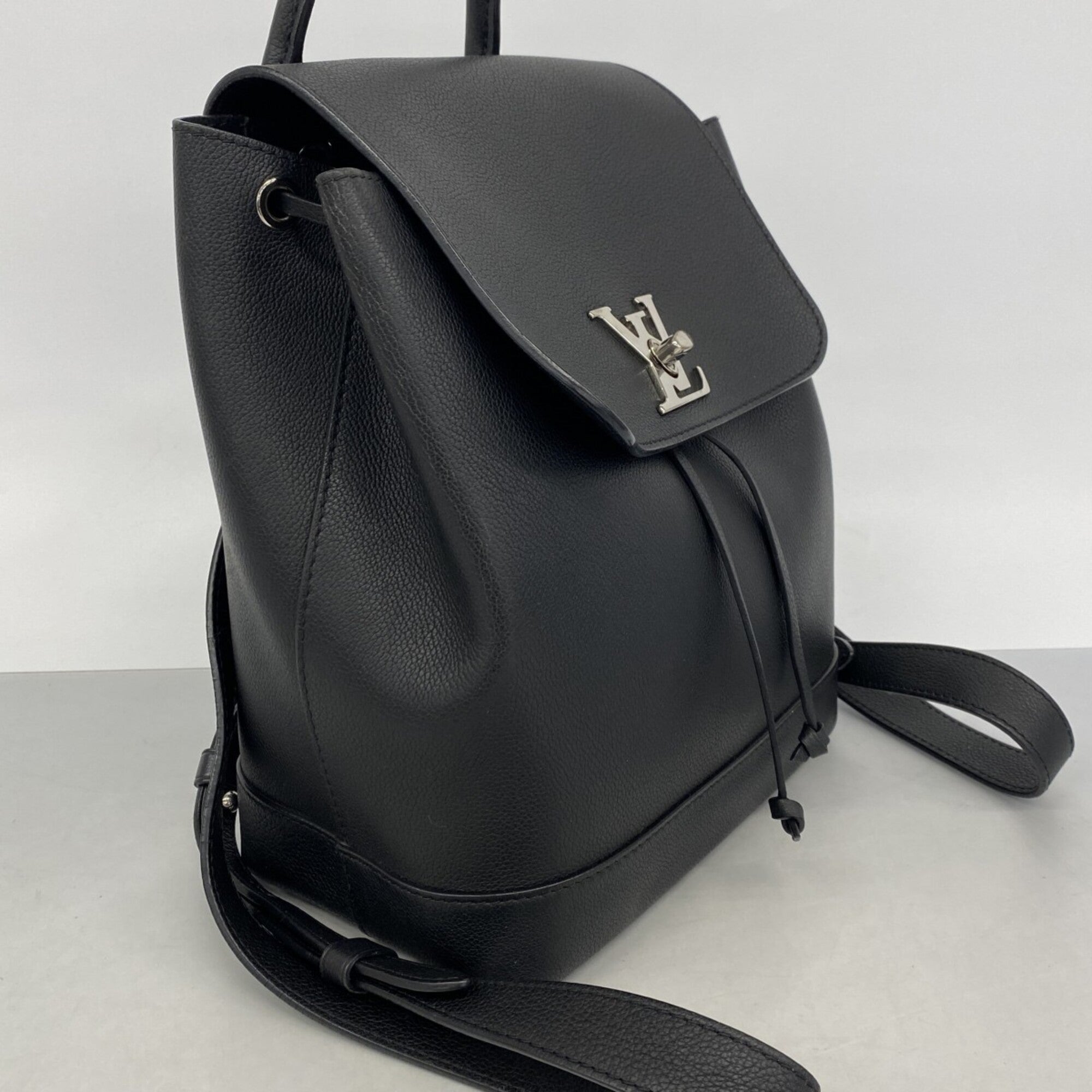 Louis Vuitton Noir Backpack (Pre-Owned)
