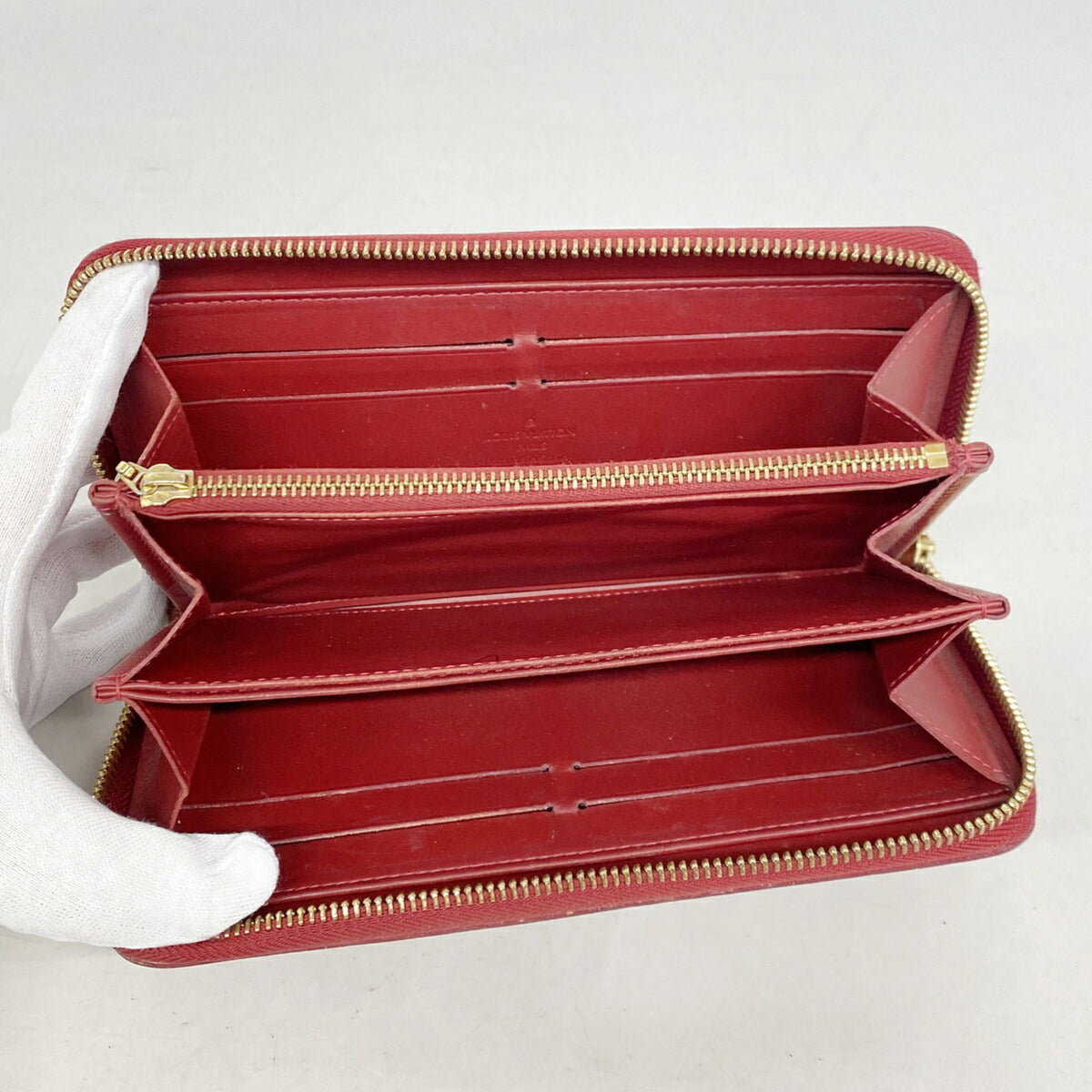 Louis Vuitton Pomme D'amour Long Wallet (Bi-Fold) (Pre-Owned)