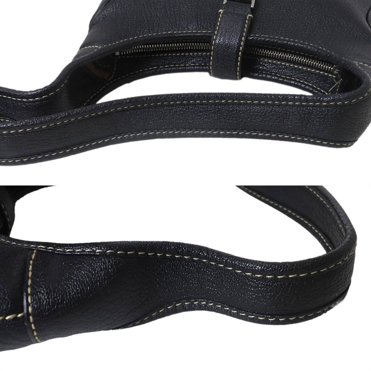 Salvatore Ferragamo Black Leather Shoulder Bag (Pre-Owned)