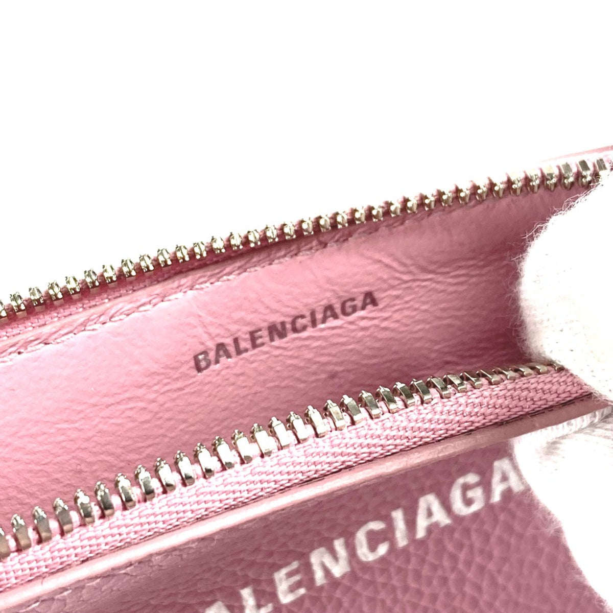 Balenciaga Pink Leather Coin Purse/Coin Case (Pre-Owned)