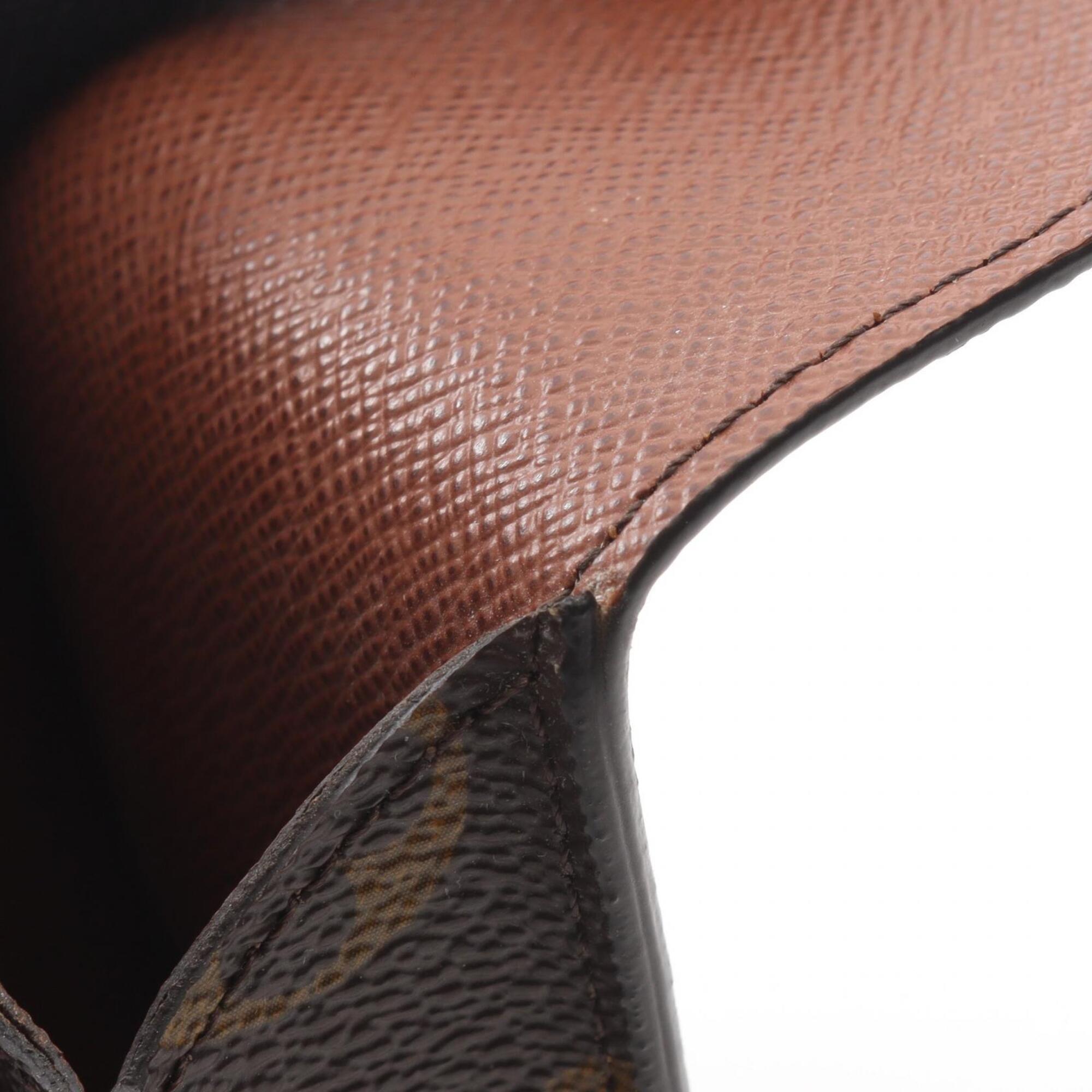 Louis Vuitton Brown Monogram Monogram Pouch (Pre-Owned)