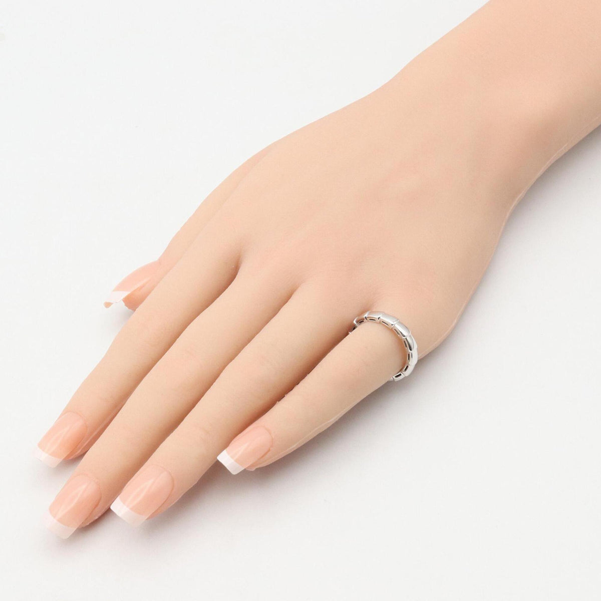 Bvlgari Silver White Gold (18K) Band Ring (Pre-Owned)