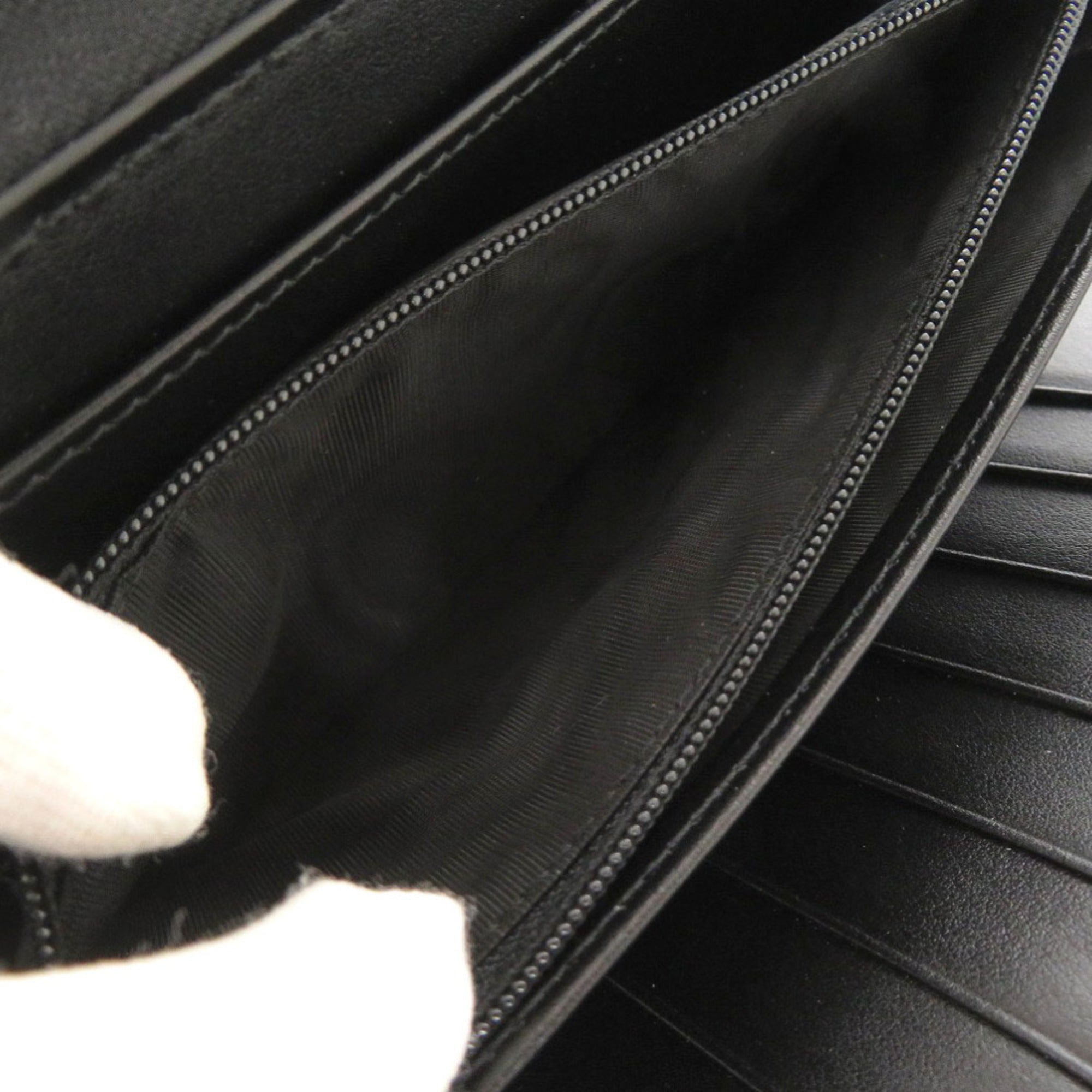 Gucci Black Leather Long Wallet (Bi-Fold) (Pre-Owned)