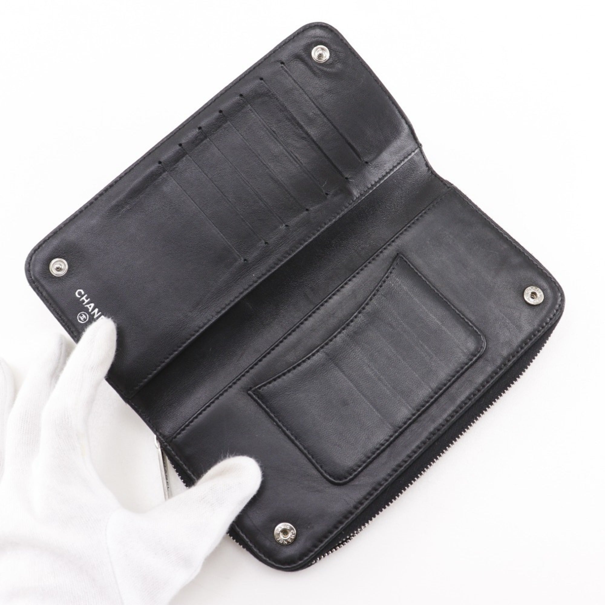 Chanel Matelasse Black Leather Long Wallet (Bi-Fold) (Pre-Owned)