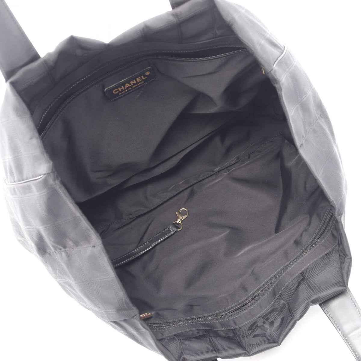 Chanel Black Leather Nylon Canvas Handbag Tote Bag (Pre-Owned)