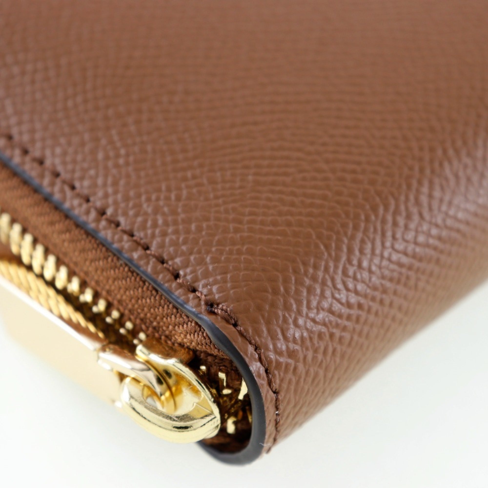 Michael Kors Brown Leather Long Wallet (Bi-Fold) (Pre-Owned)