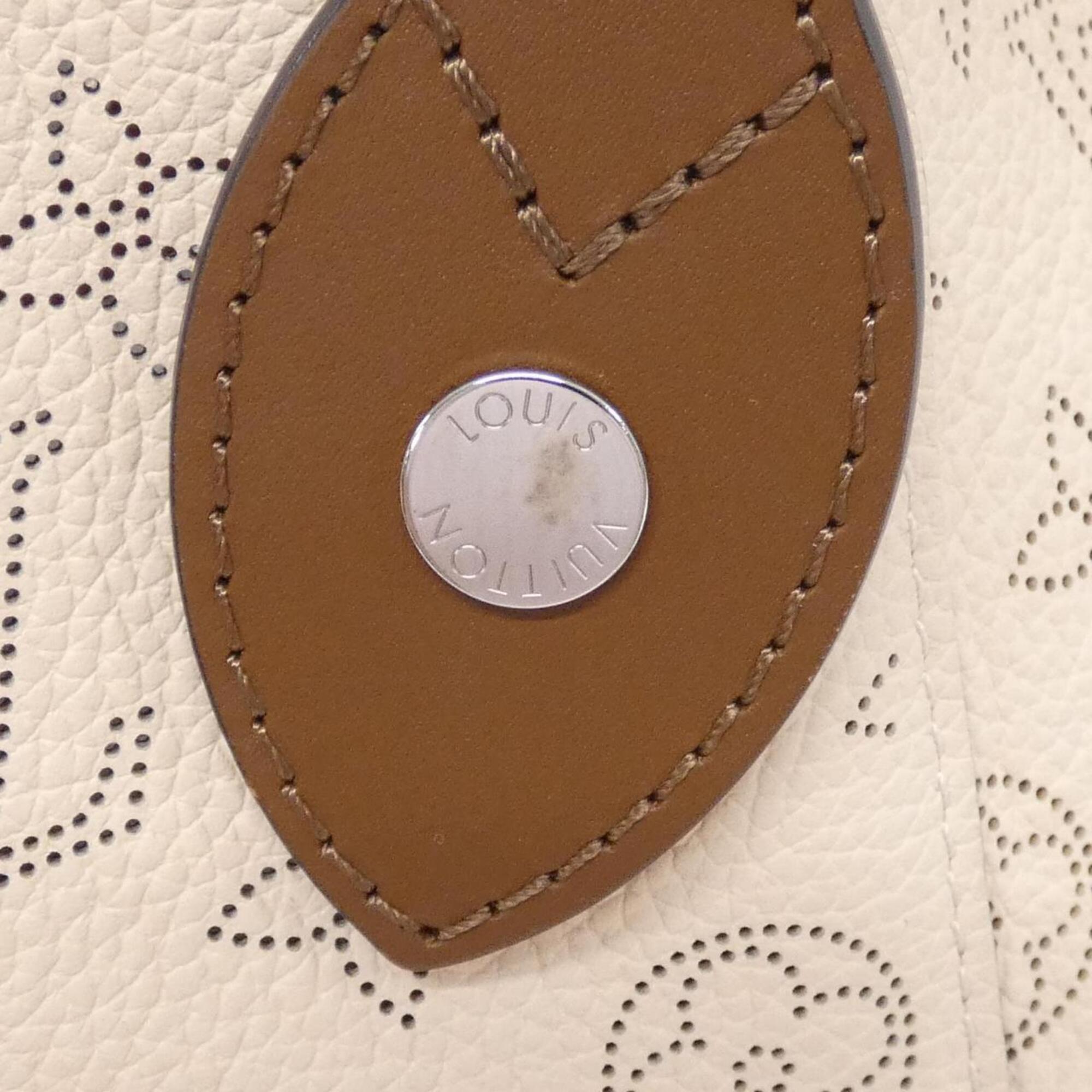 Louis Vuitton Beige Leather Handbag (Pre-Owned)