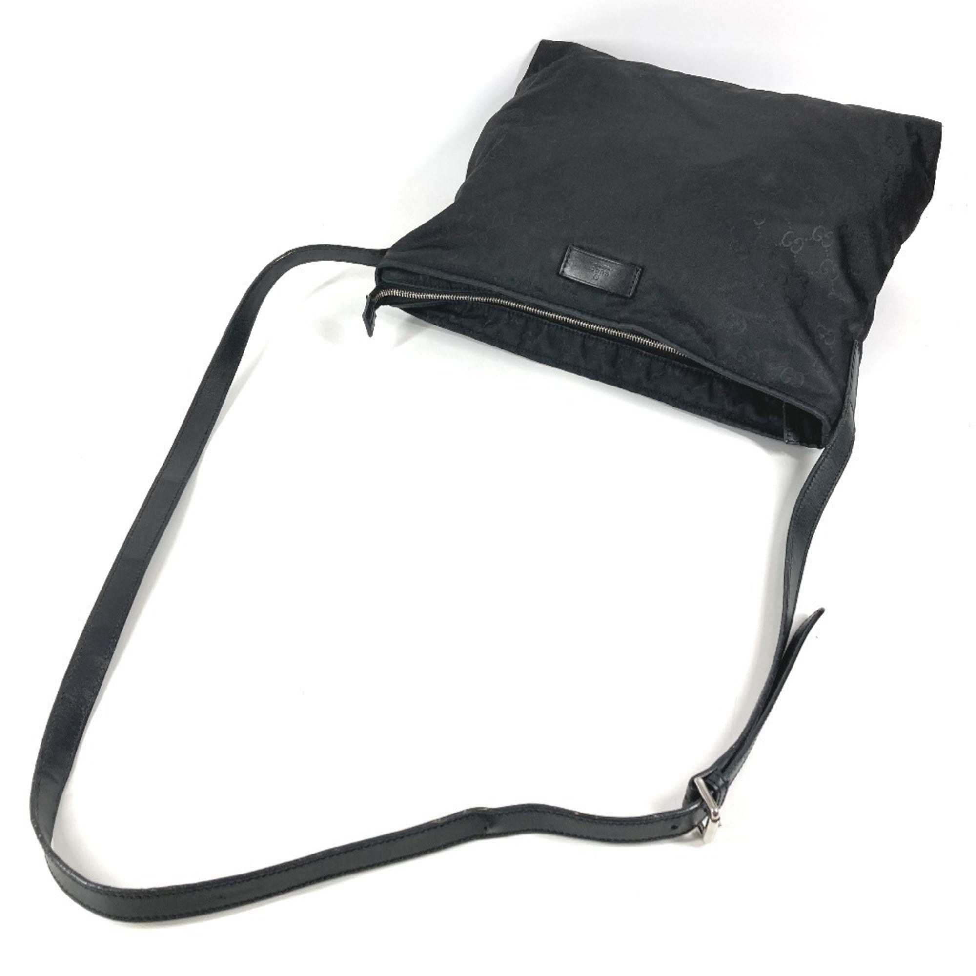 Gucci Black Leather Nylon Shoulder Bag (Pre-Owned)