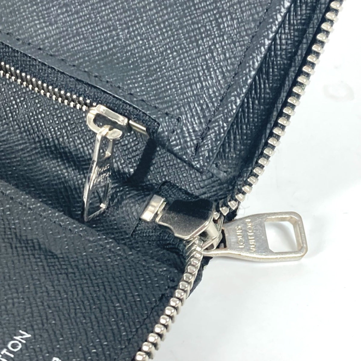 Louis Vuitton Black Damier Graphite Long Wallet (Bi-Fold) (Pre-Owned)