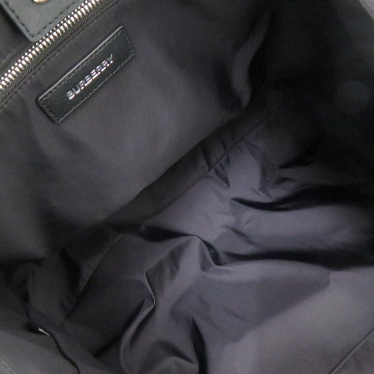 Burberry Black Nylon Tote Bag (Pre-Owned)