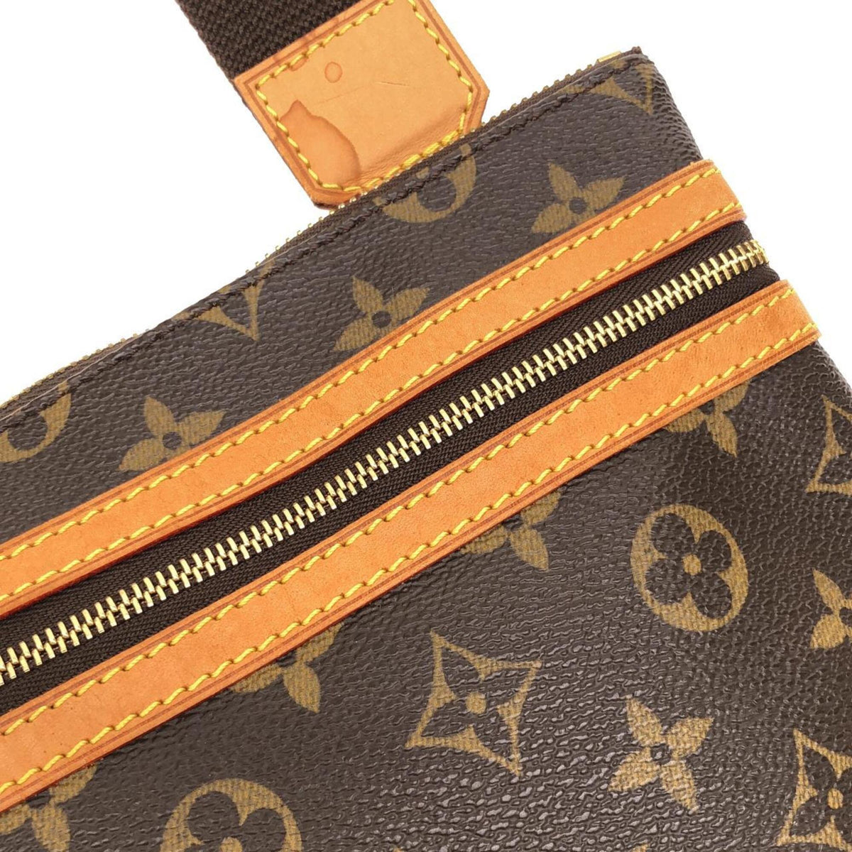 Louis Vuitton Marron Coated Canvas Pochette Shoulder Bag (Pre-Owned)