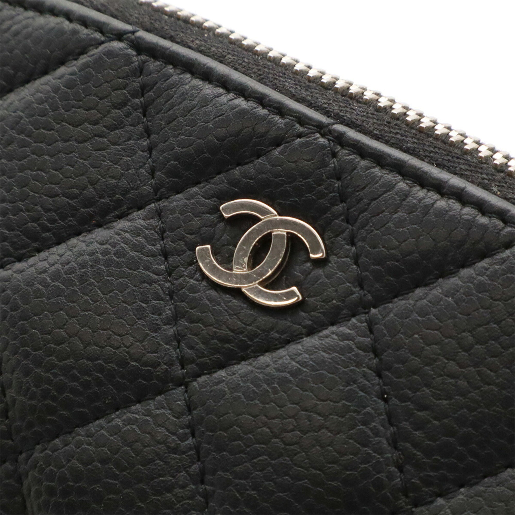 Chanel Black Grained Calfskin Pouch (Pre-Owned)