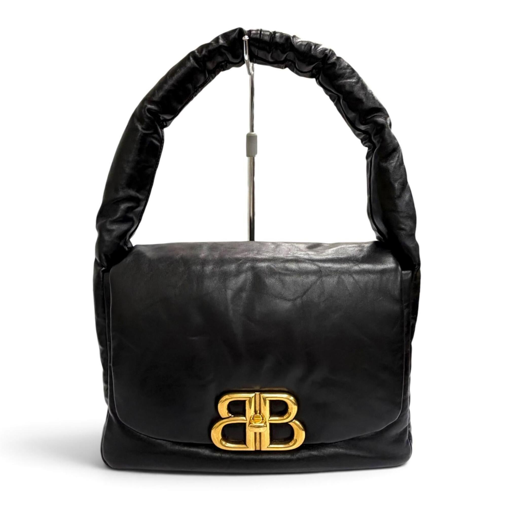 Balenciaga Black Leather Shoulder Bag (Pre-Owned)