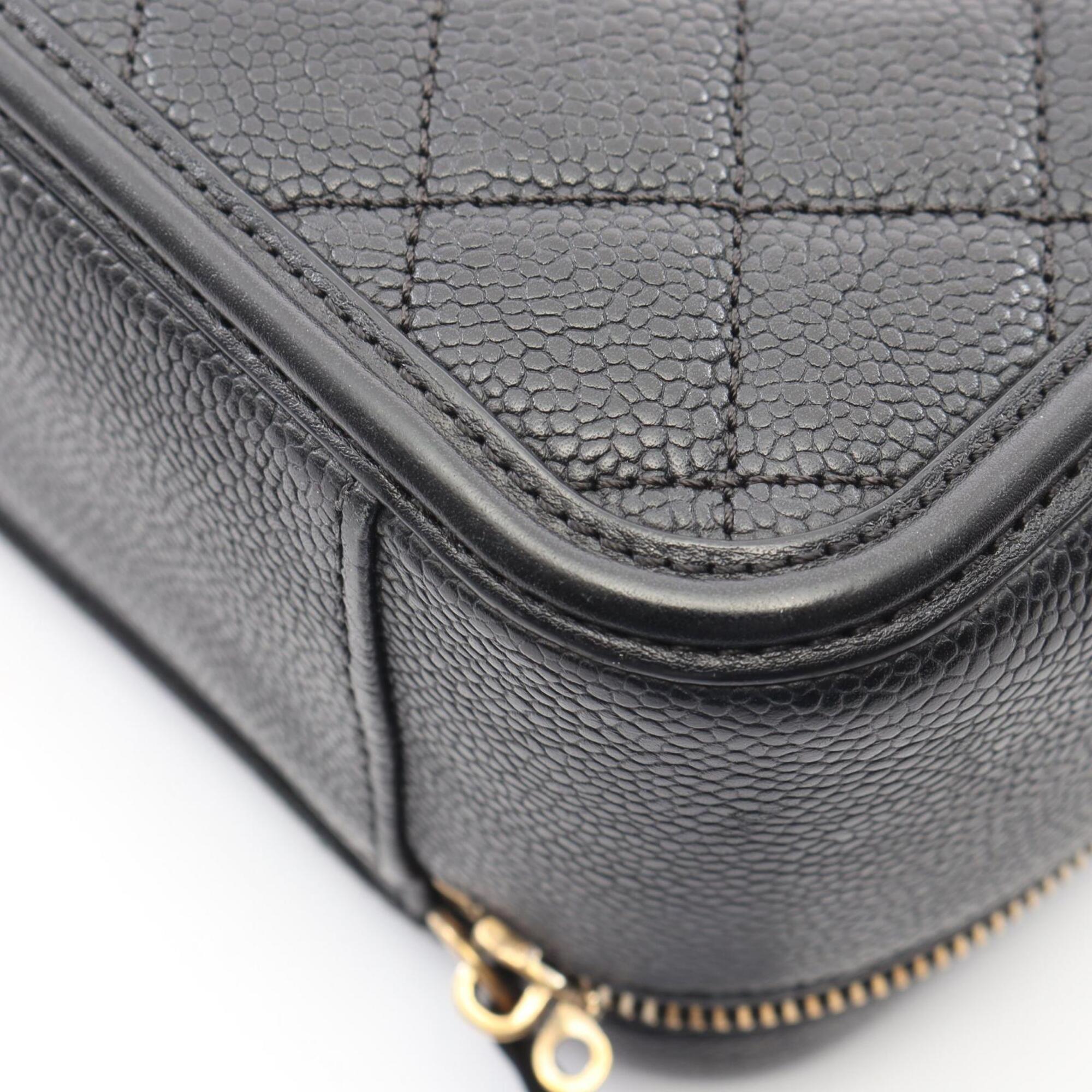 Chanel Black Grained Calfskin Handbag Shoulder Bag (Pre-Owned)