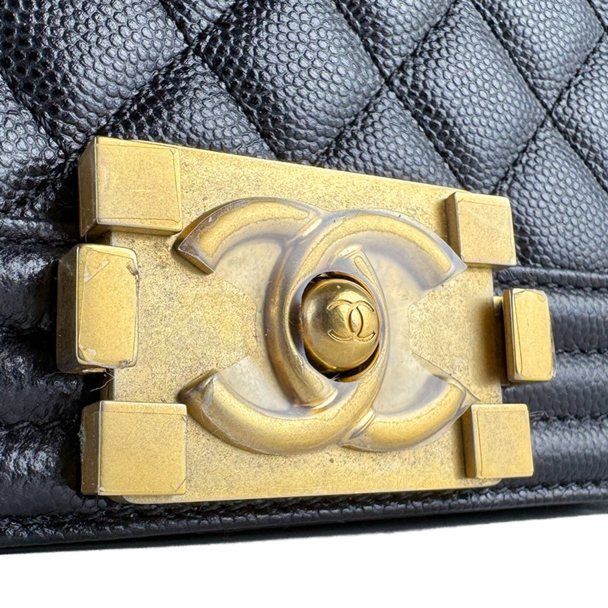 Chanel Black Grained Calfskin Shoulder Bag (Pre-Owned)