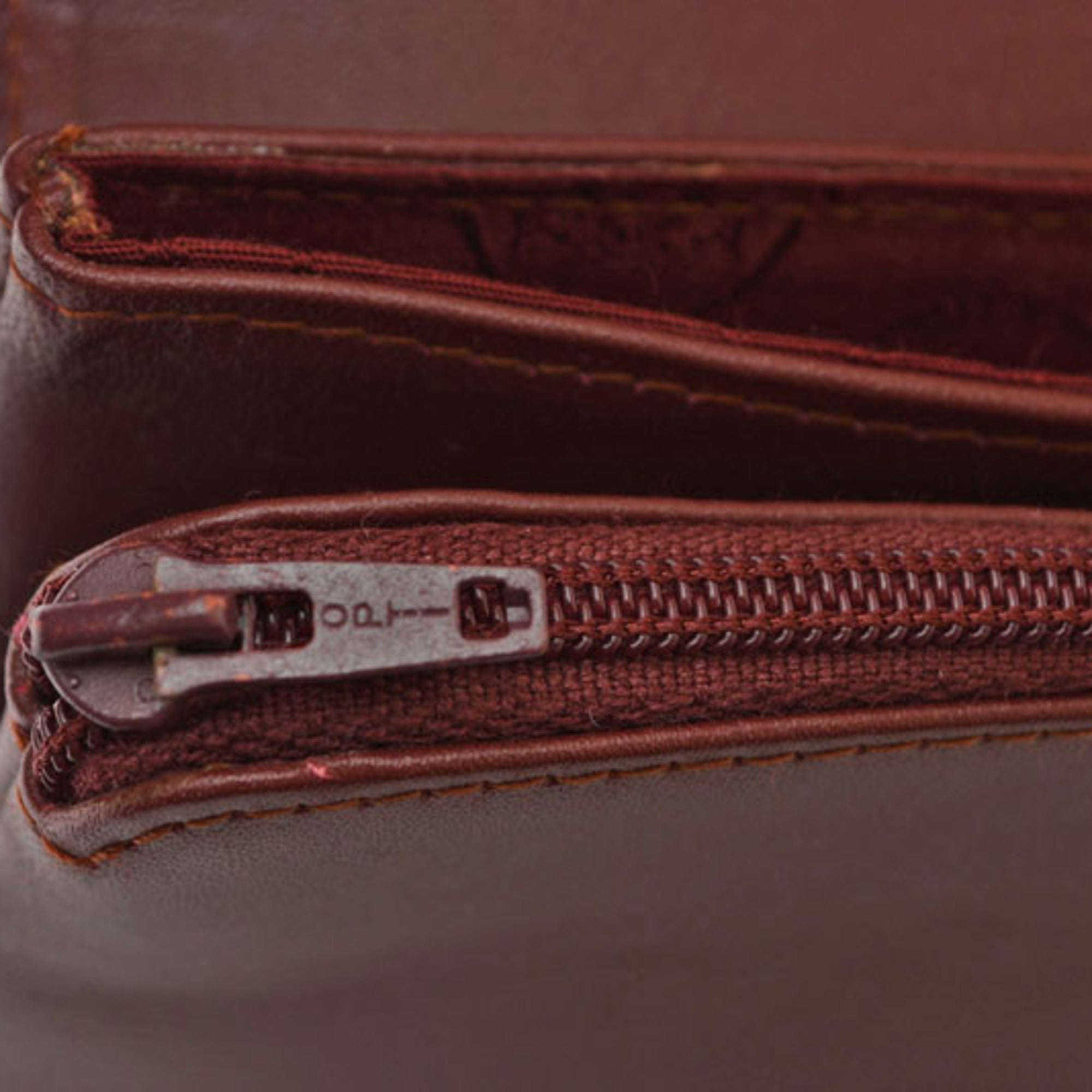 Cartier Bordeaux Leather Coin Purse/Coin Case (Pre-Owned)