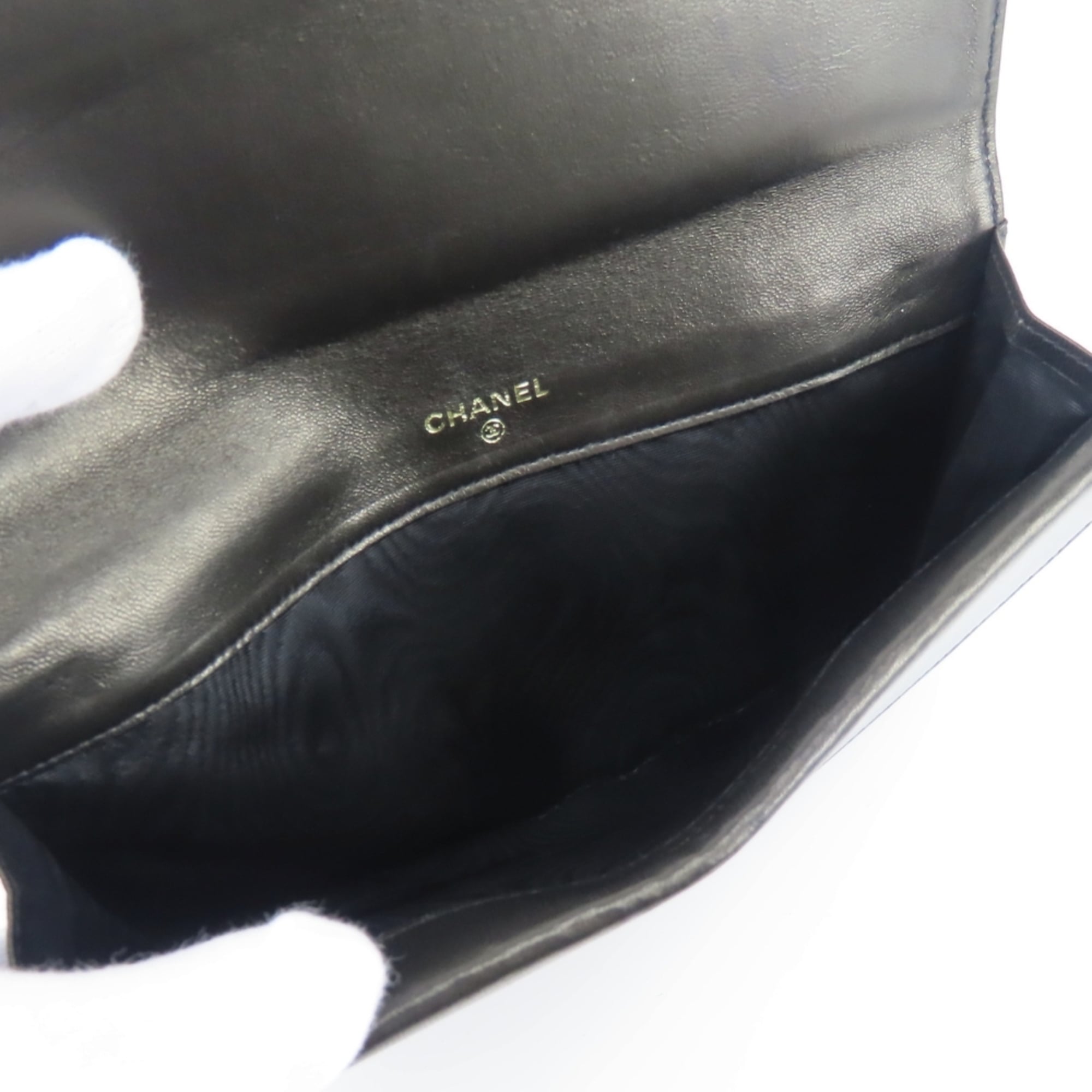 Chanel Black Leather Wallet (Bi-Fold) (Pre-Owned)