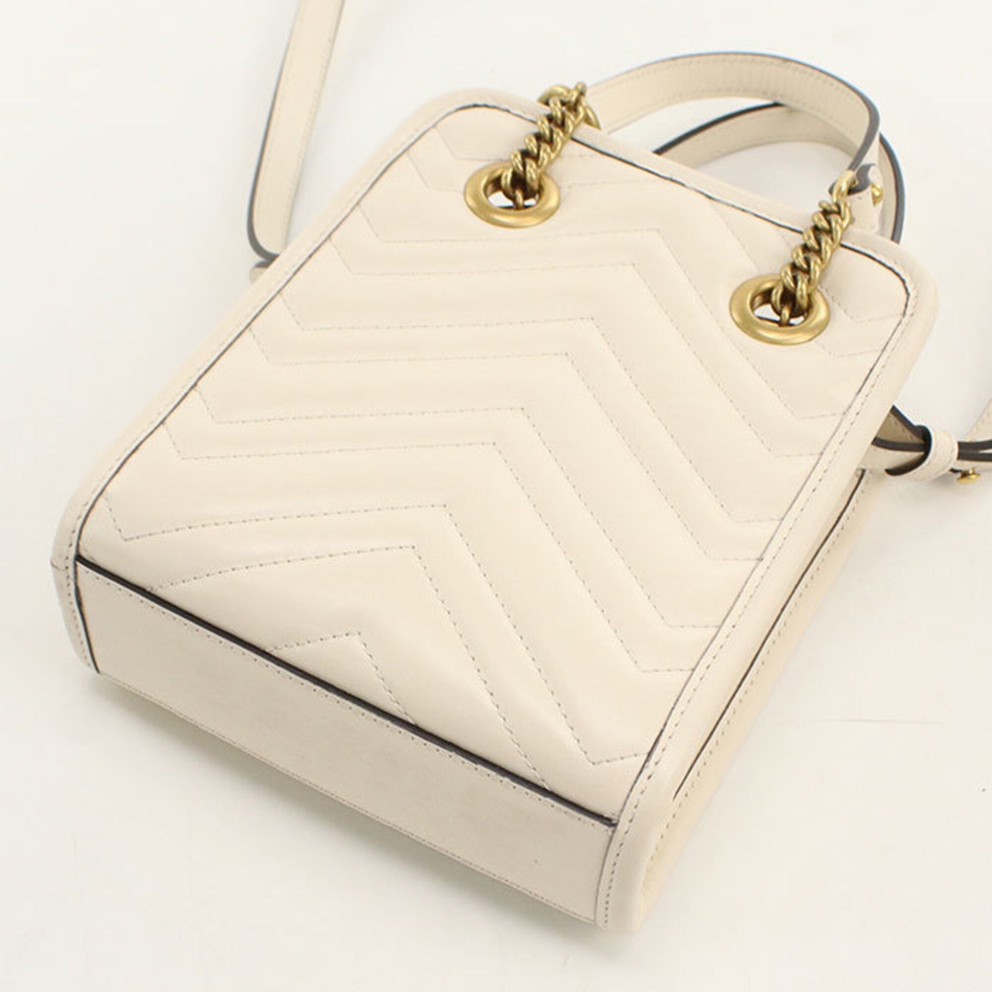 Gucci White Leather Handbag (Pre-Owned)