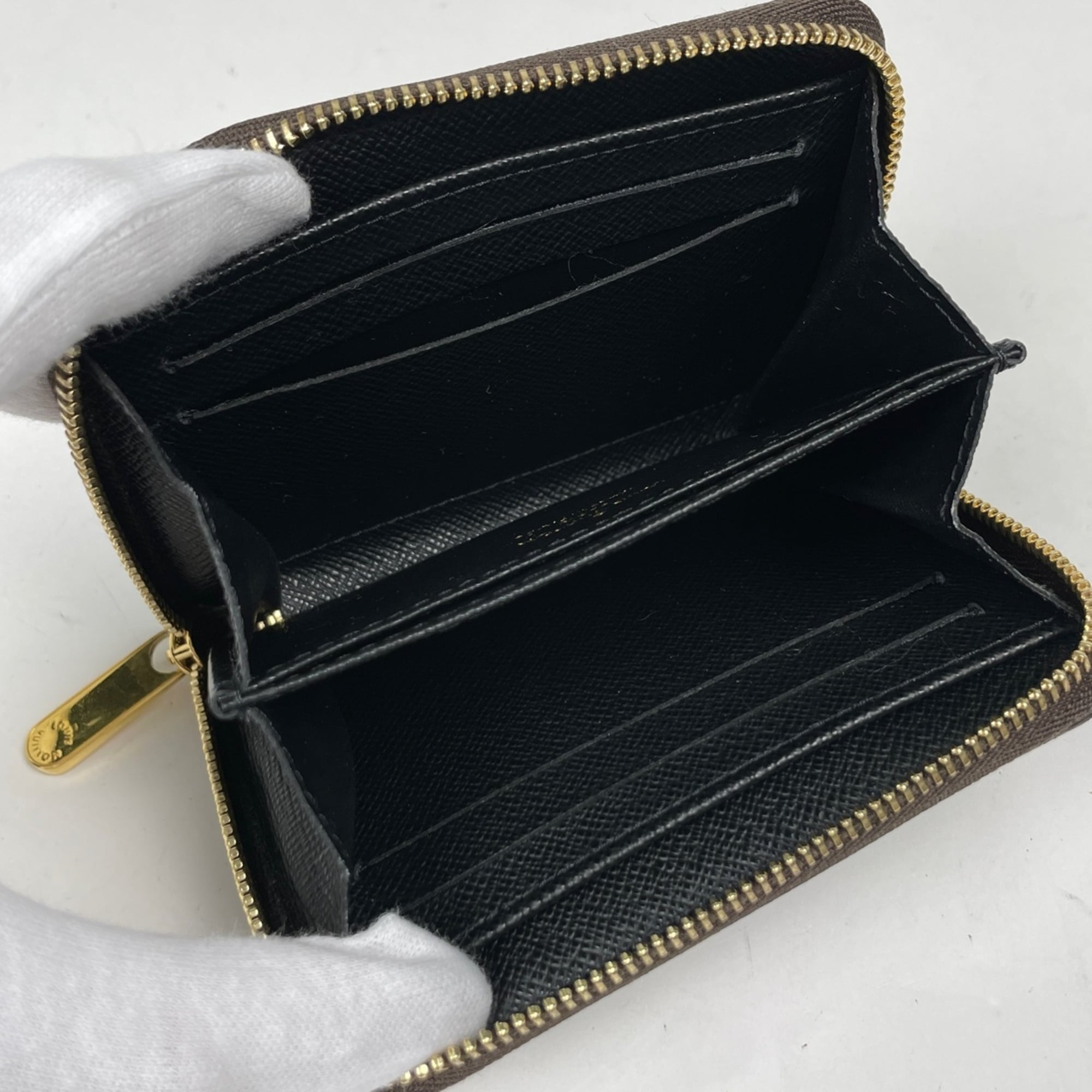 Louis Vuitton Brown Coin Purse/Coin Case (Pre-Owned)