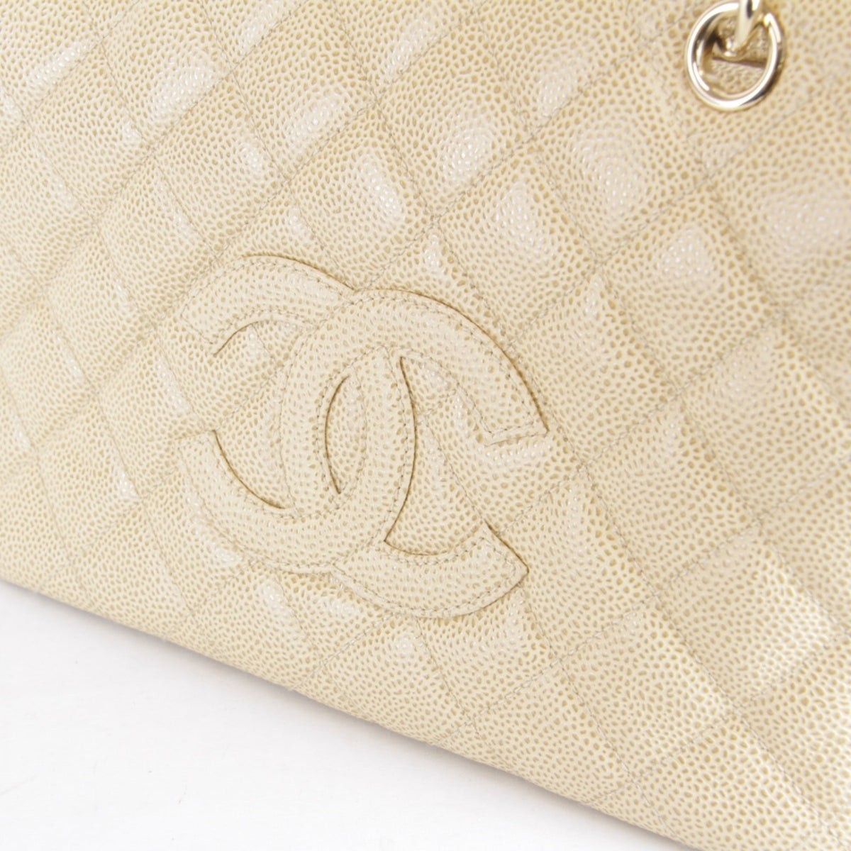 Chanel Beige Leather Shoulder Bag (Pre-Owned)