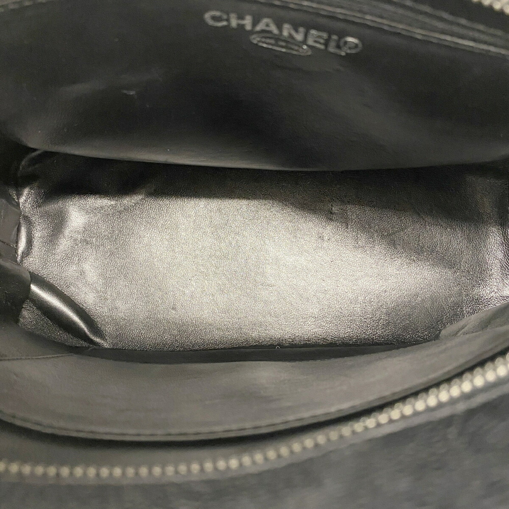 Chanel Black Grained Calfskin Tote Bag (Pre-Owned)