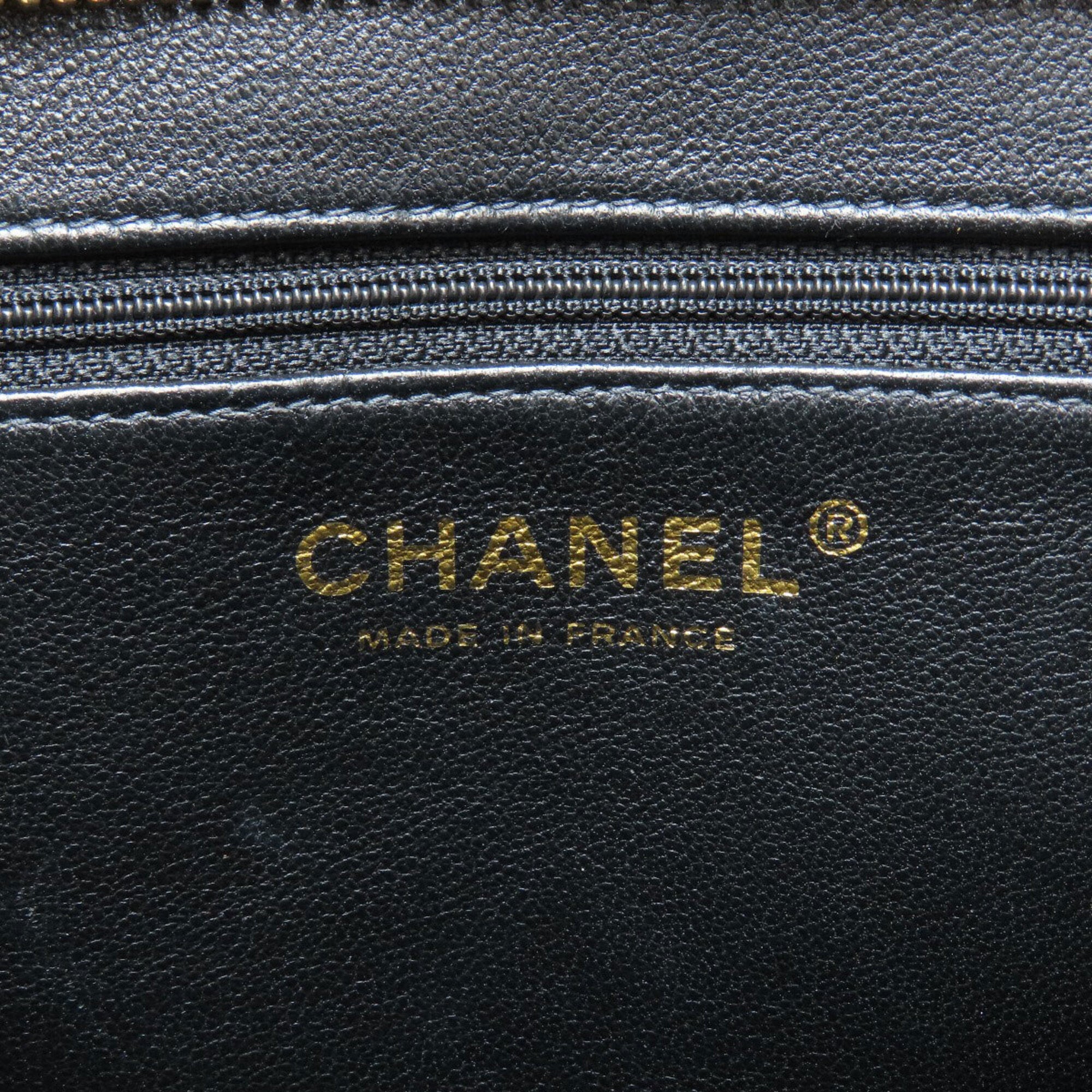 Chanel Black Leather Tote Bag (Pre-Owned)