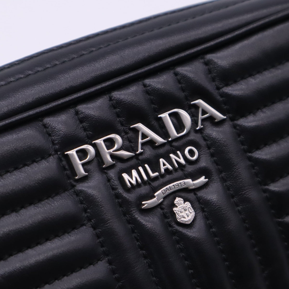 Prada Black Nero Leather Shoulder Bag (Pre-Owned)