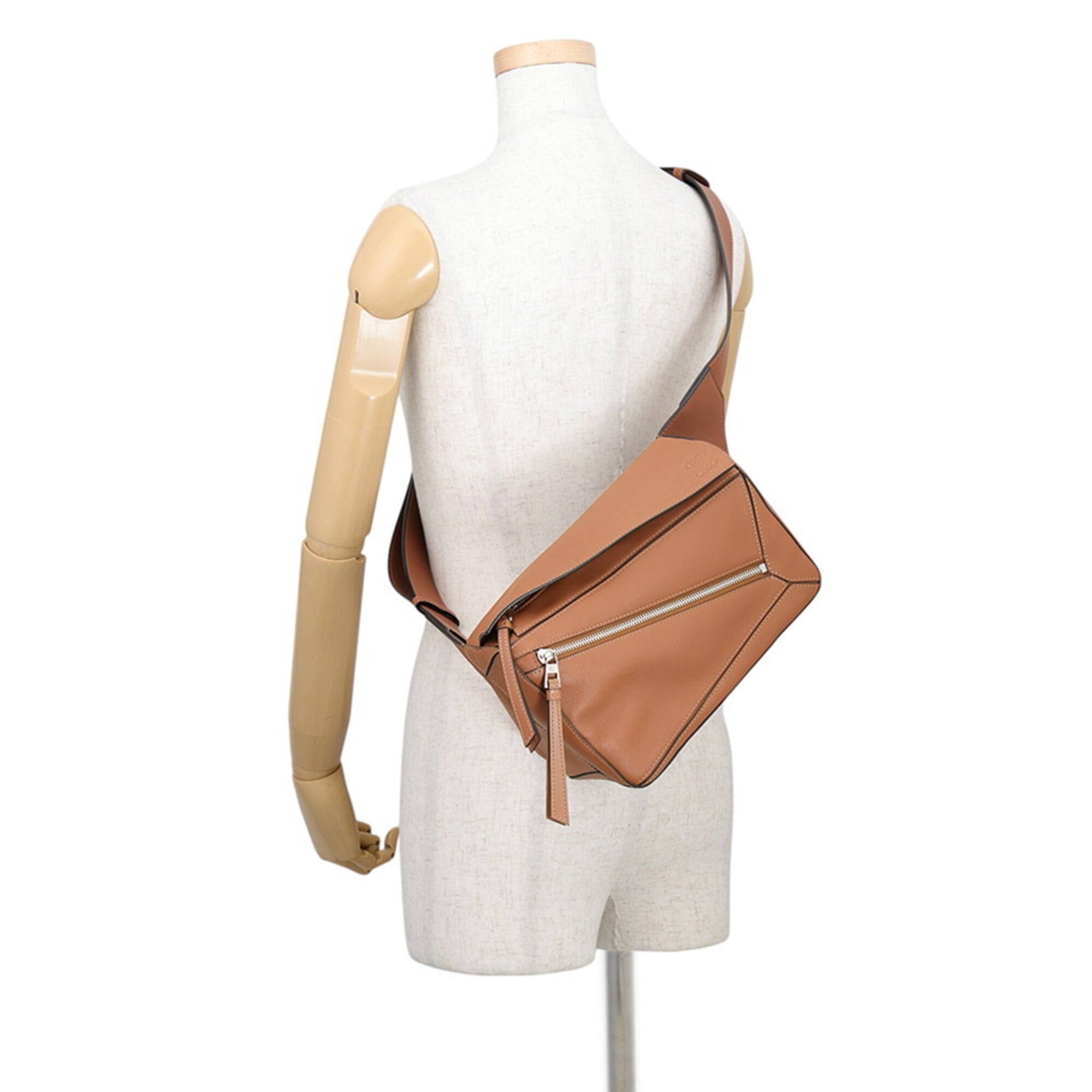 Loewe Puzzle Brown Leather Handbag Sling Bag (Pre-Owned)