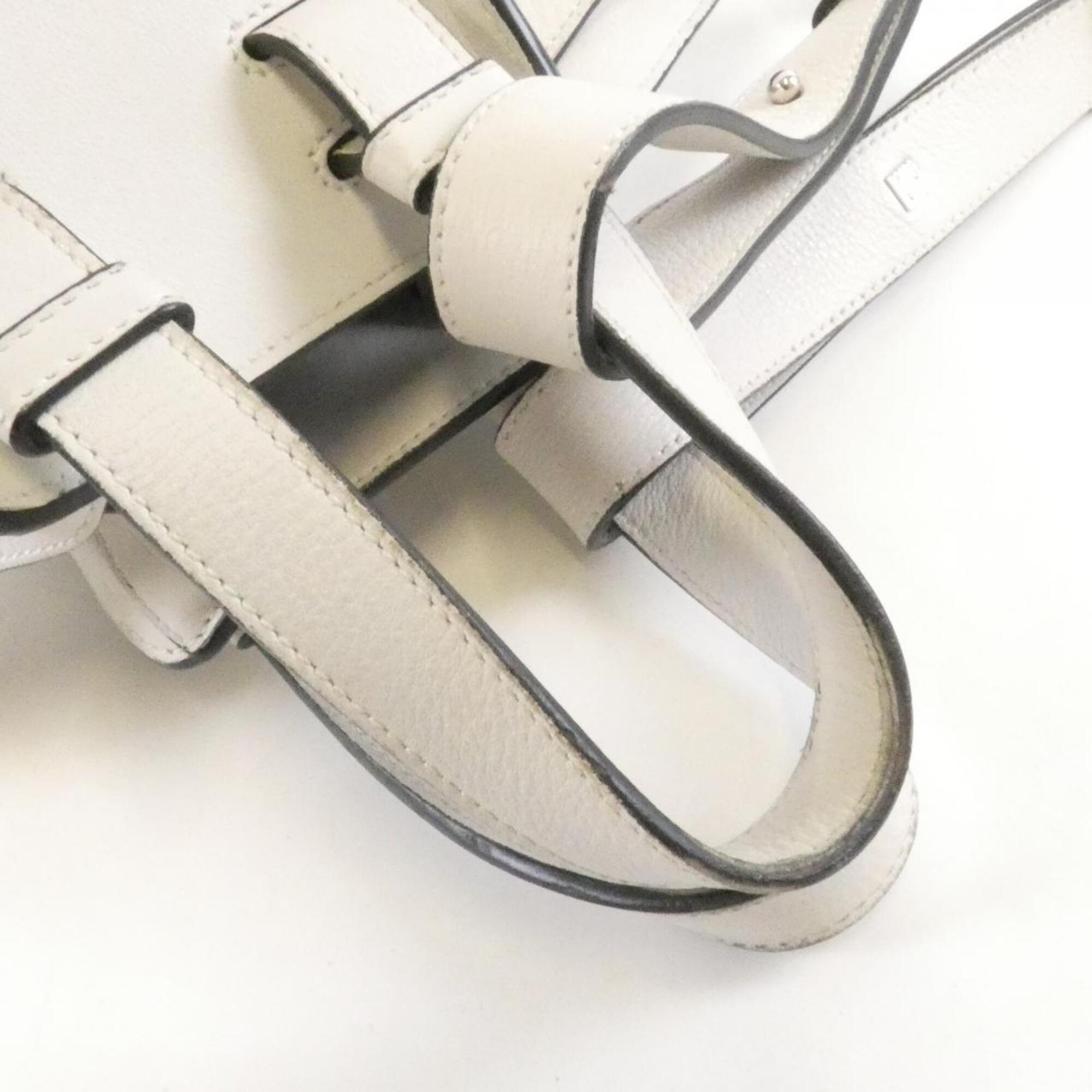 Loewe White Leather Shoulder Bag (Pre-Owned)