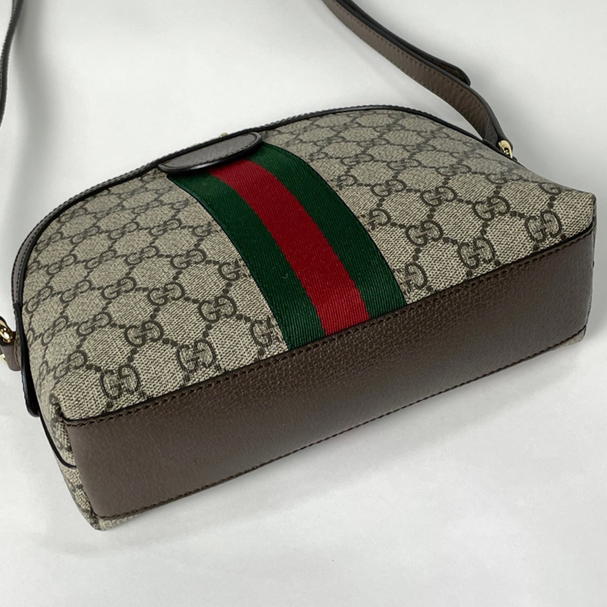 Gucci Brown Gg Supreme Leather Shoulder Bag (Pre-Owned)
