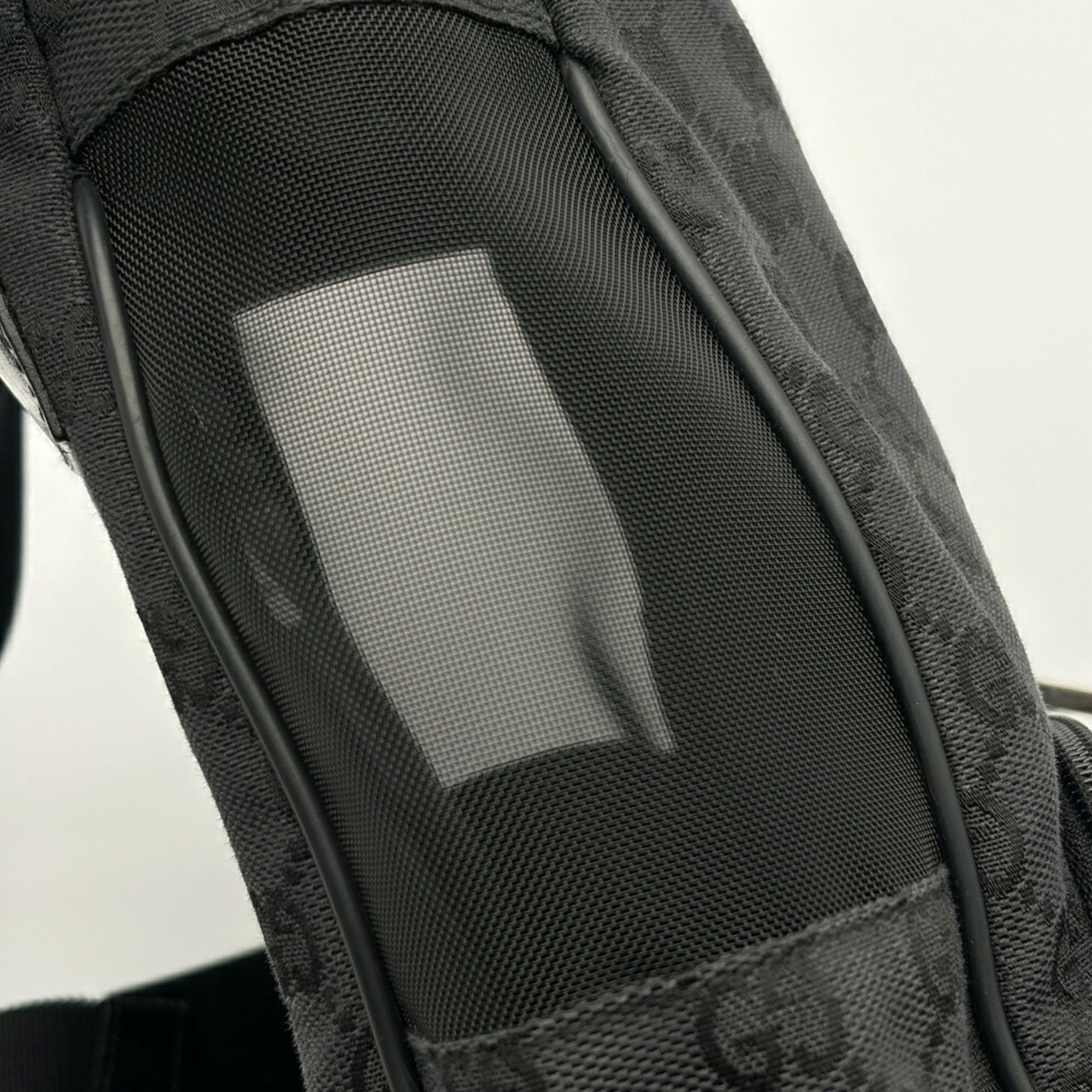 Gucci Black Gg Canvas Nylon (Pre-Owned)