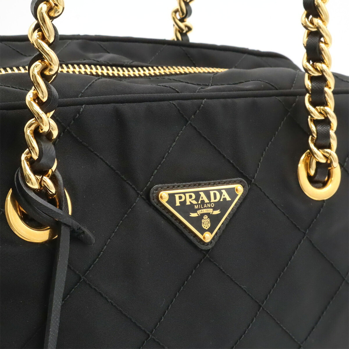 Prada Black Nero White Quilting Shoulder Bag (Pre-Owned)