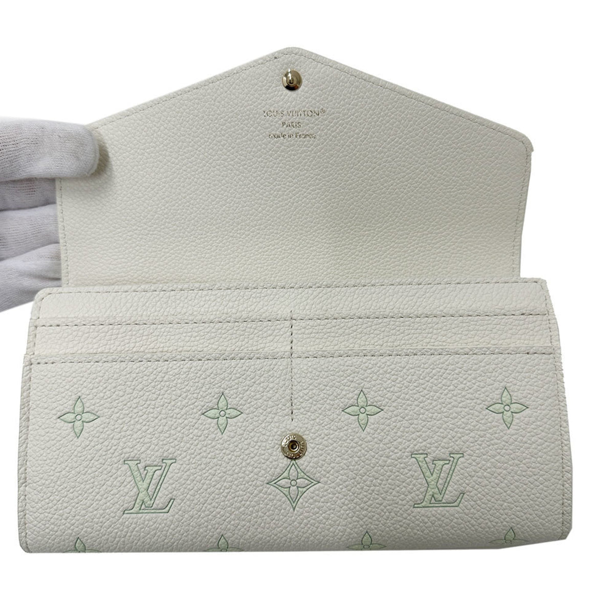 Louis Vuitton Monogram Empreinte White Monogram Empreinte Long Wallet (Bi-Fold) (Pre-Owned)