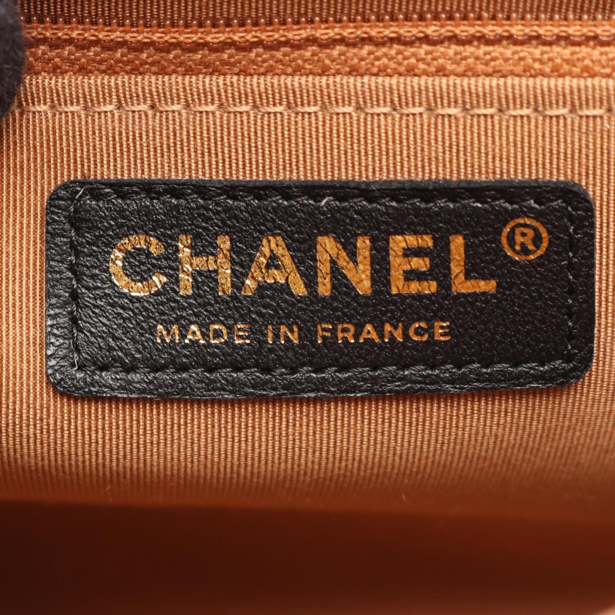 Chanel Matelasse Black Leather Handbag Shoulder Bag (Pre-Owned)